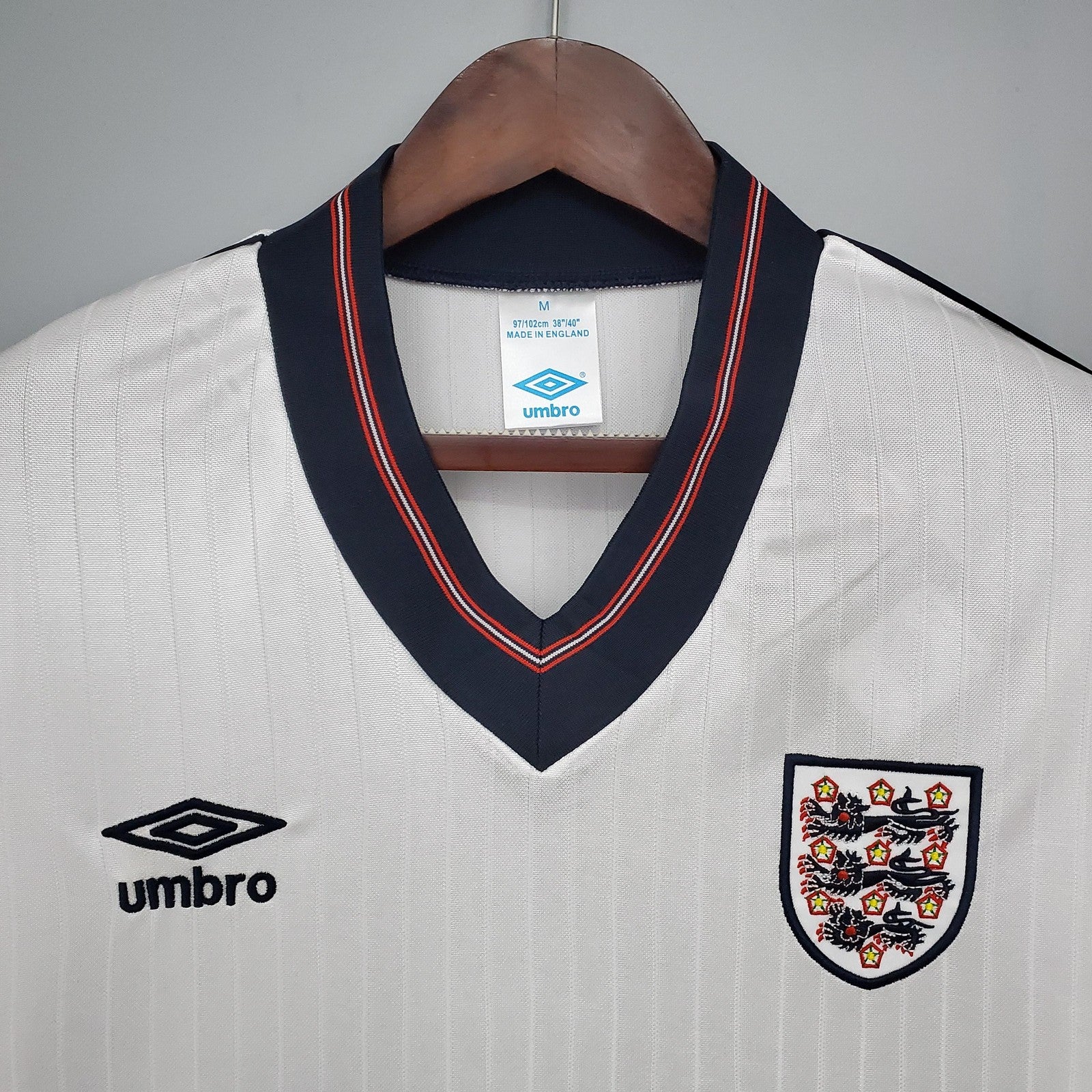 Retro England Home
