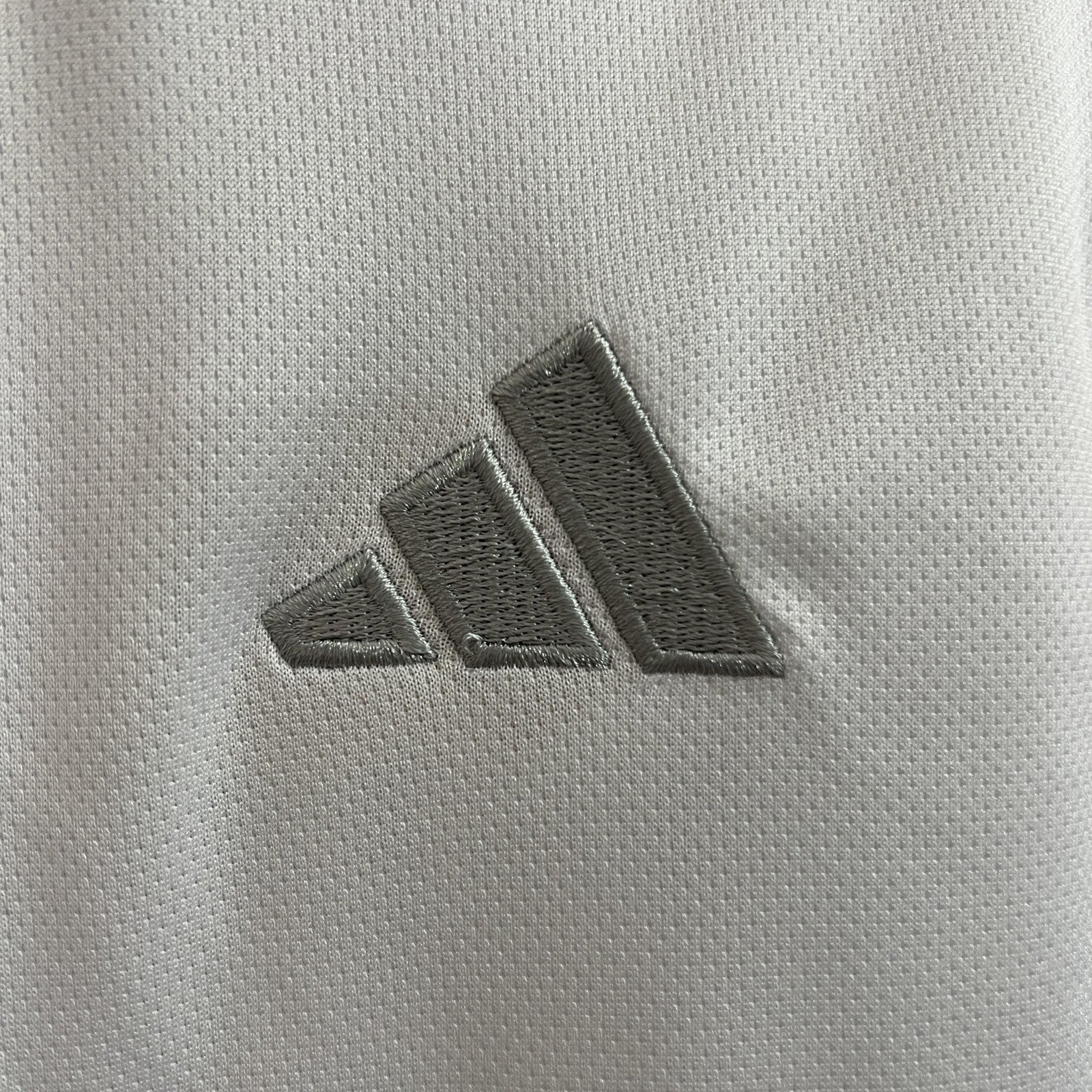 24 25 University of Chile Away