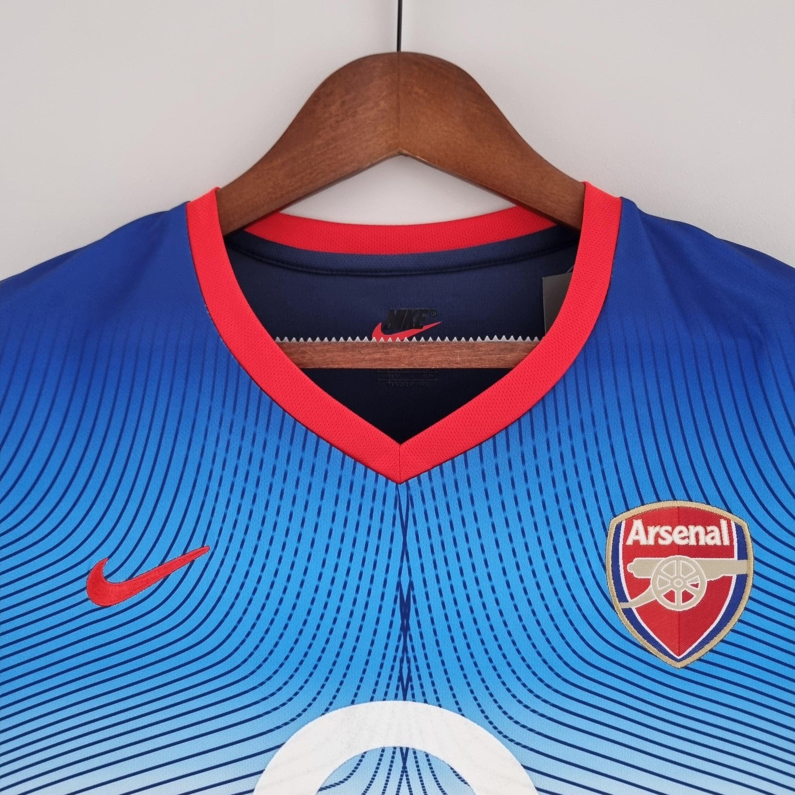 Retro Arsenal 02 04 Away