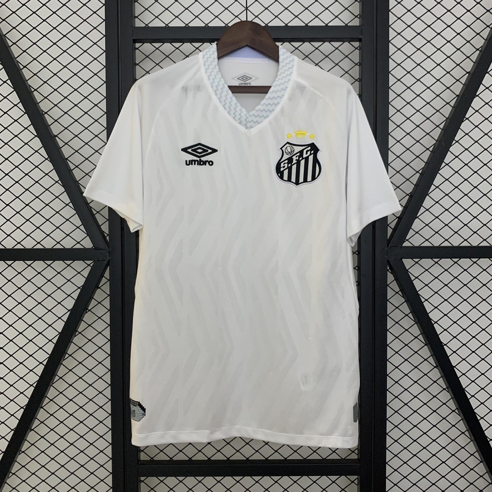 25 26 Santos Home