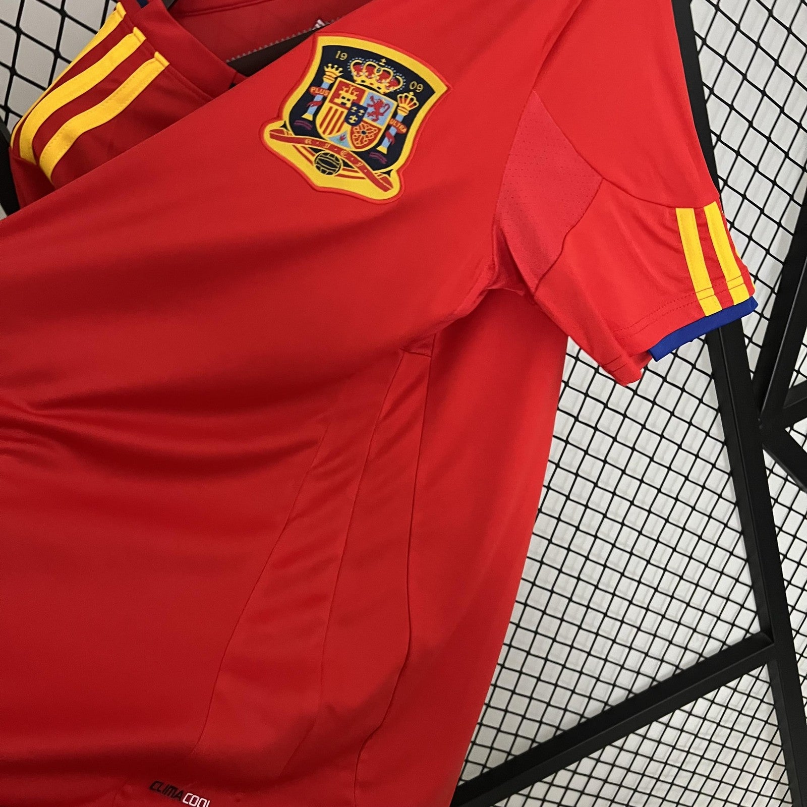Retro Spain 2010 Home