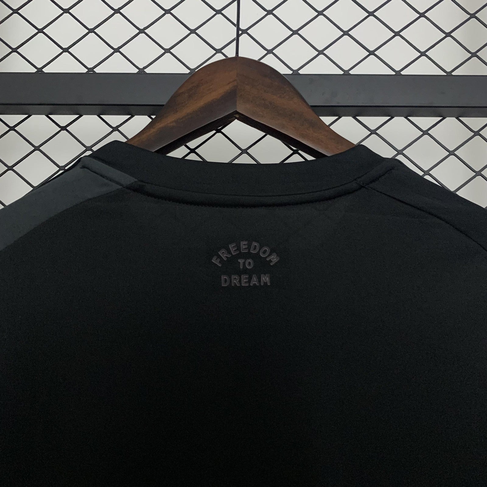 25 26 Womens Miami Away