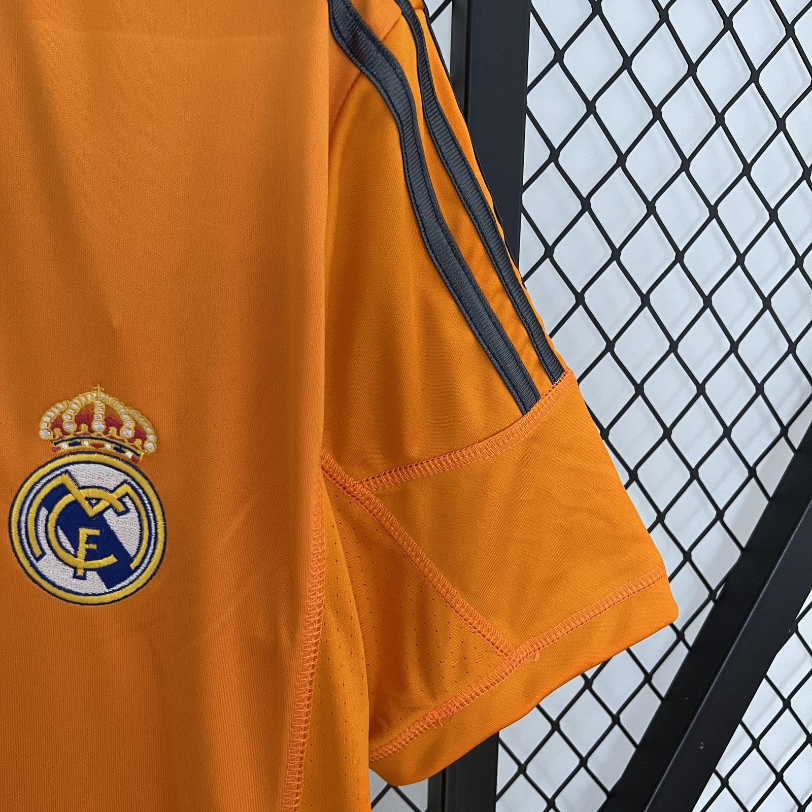 Retro Real Madrid 13 14 Third Away
