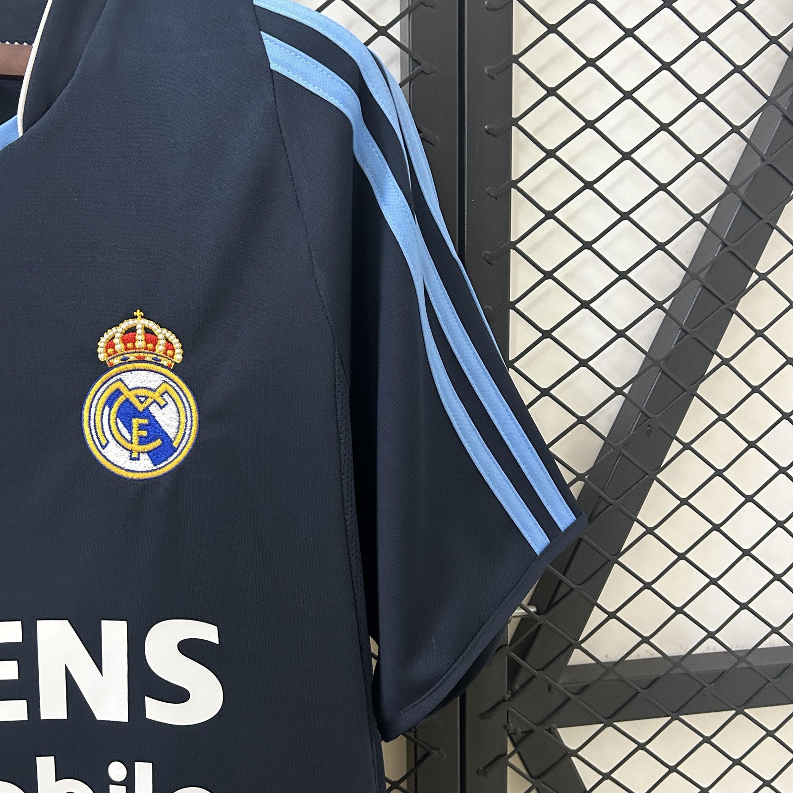Retro Real Madrid 03 04 Away
