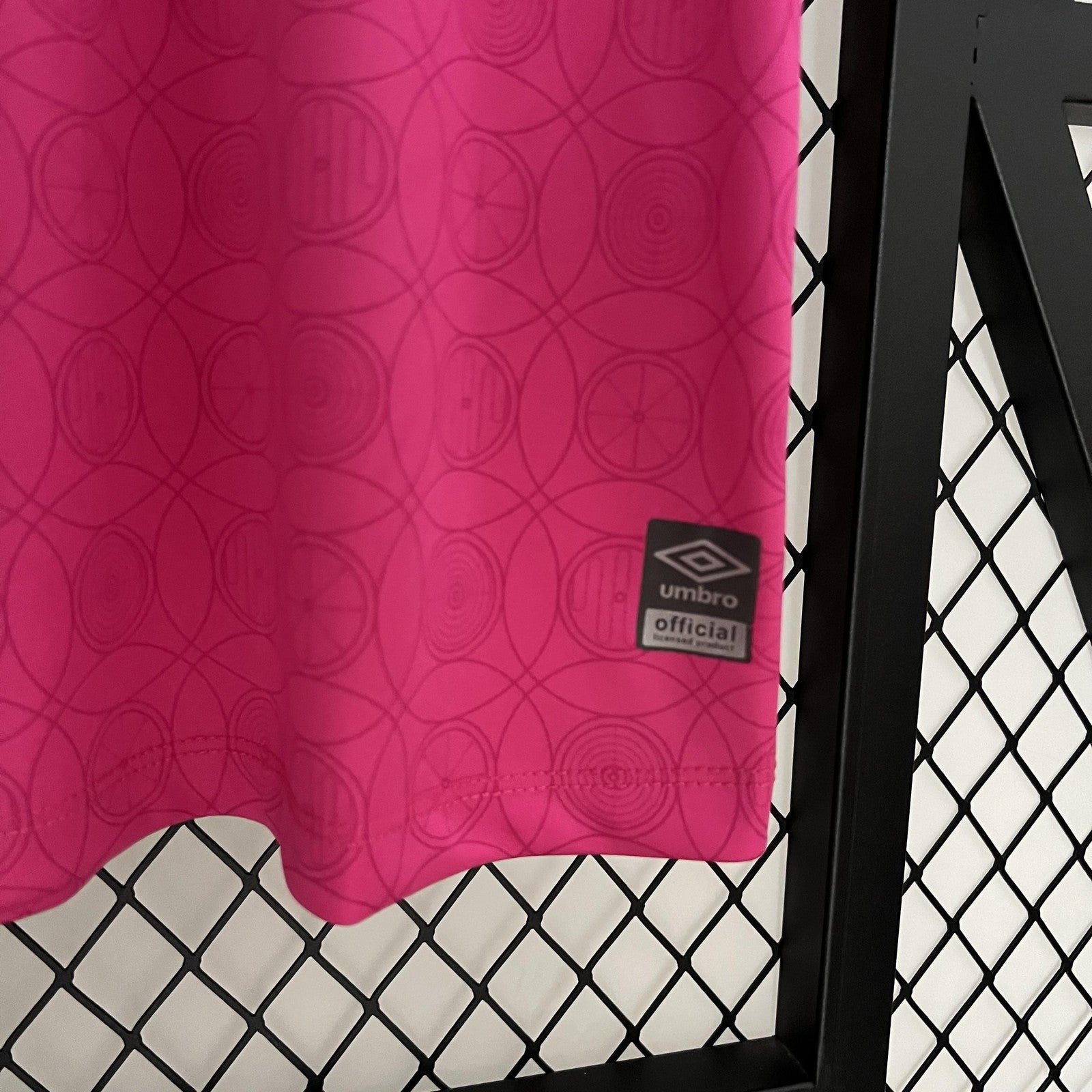 23 24 Fluminense Pink