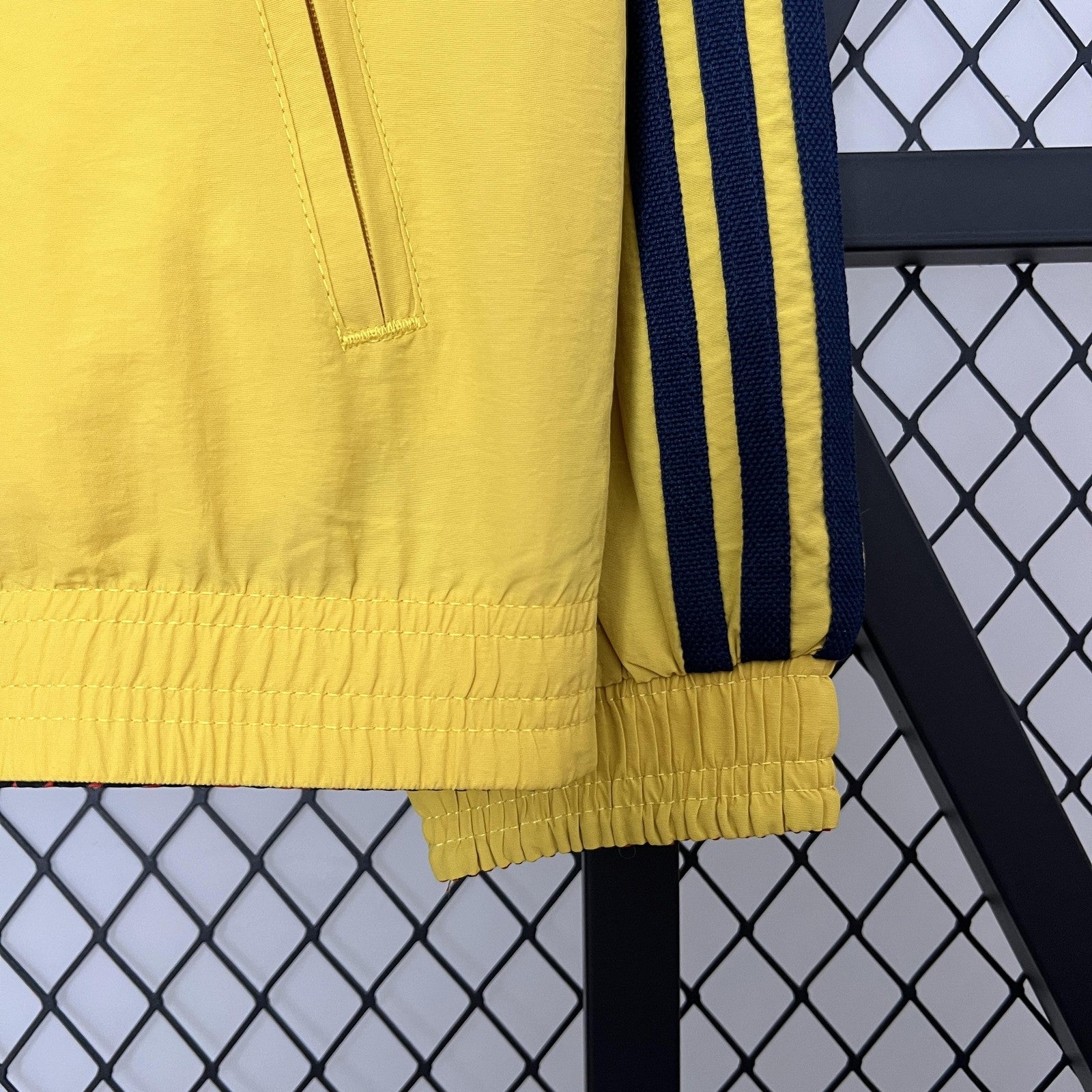 24 25 Real Madrid Trench Coat Reversible 2