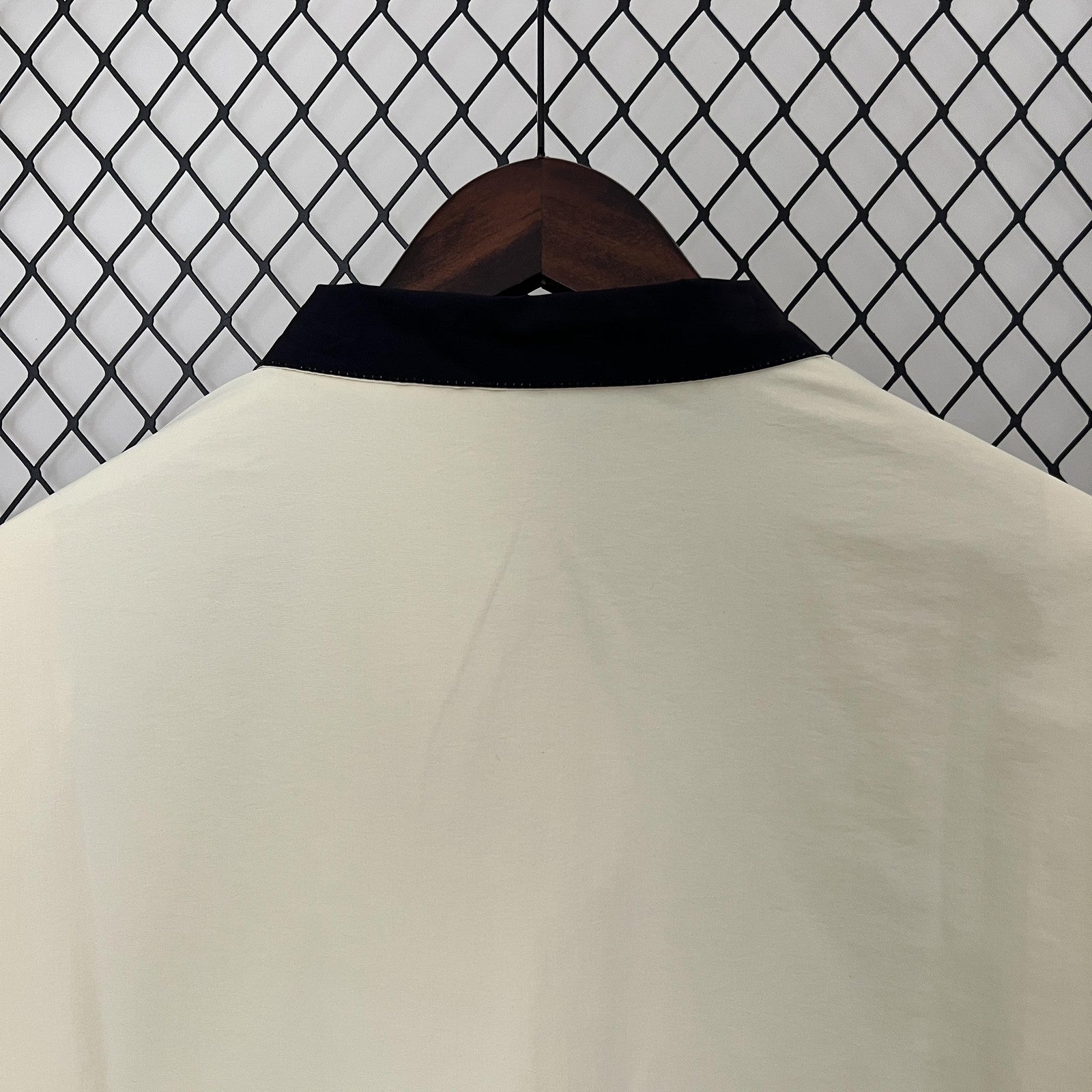 24 25 Fluminese Trench Coat Reversible