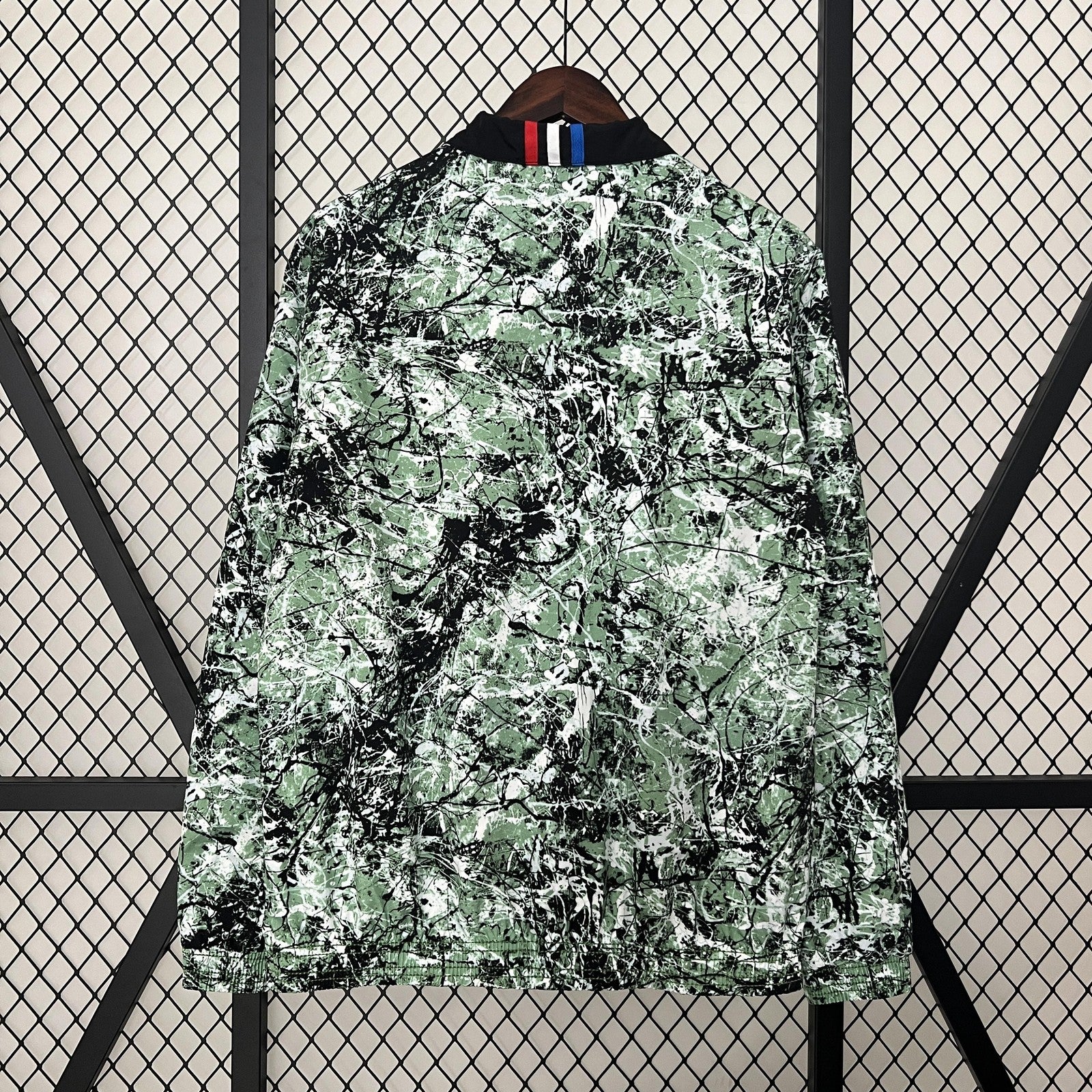 24 25 M U Trench Coat Reversible 4