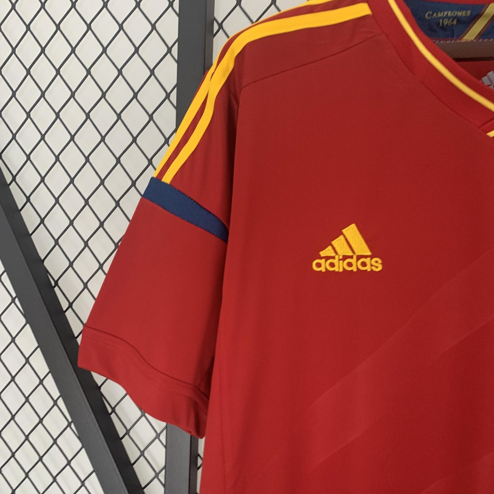 Retro Spain 2012 Home