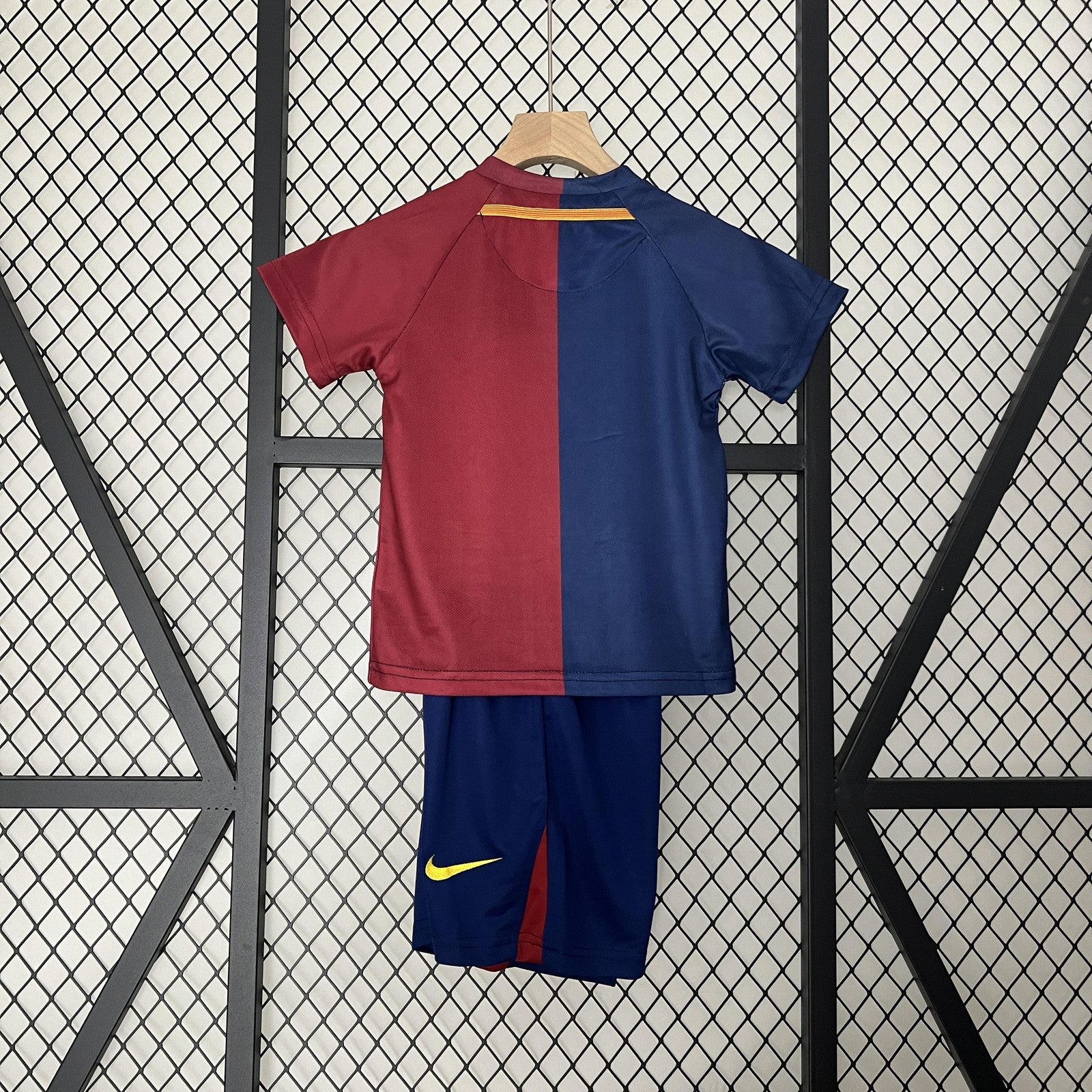 Kids Barcelona 08 09 Home