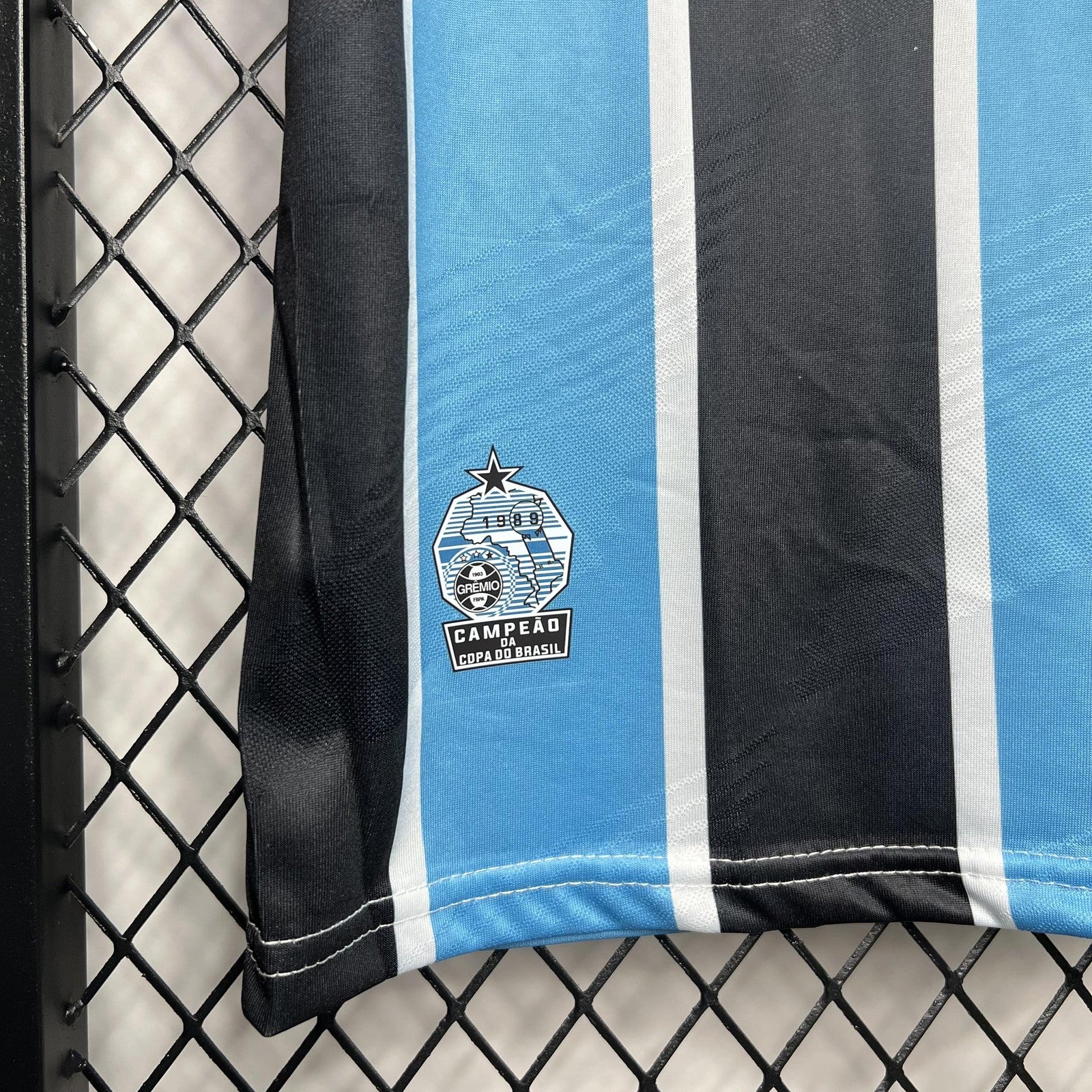 24 25 Gremio Home Jersey