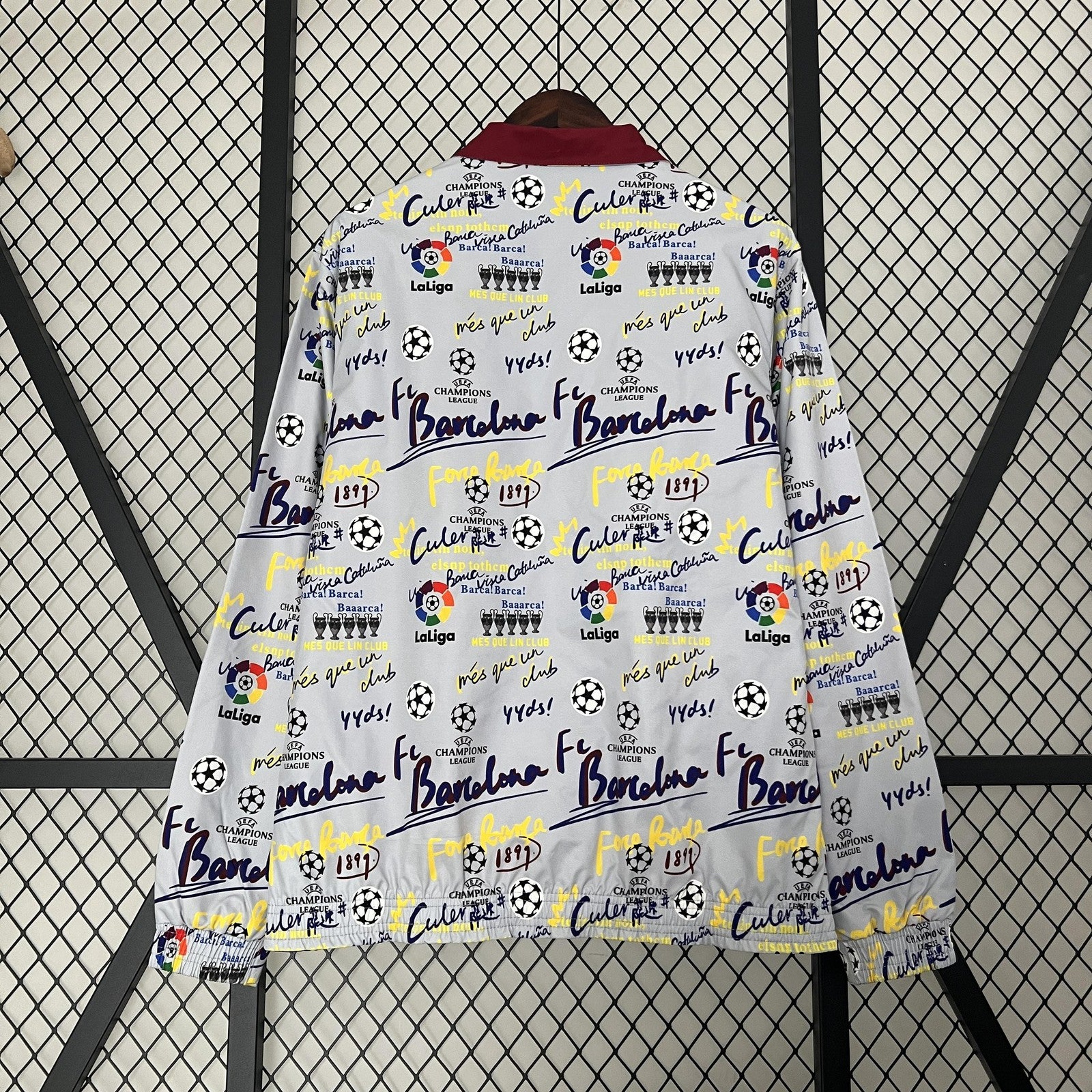 23 24 Barcelona Trench Coat Reversible