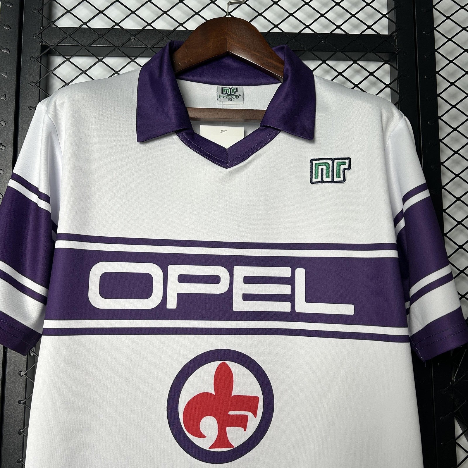 Retro Florence Away
