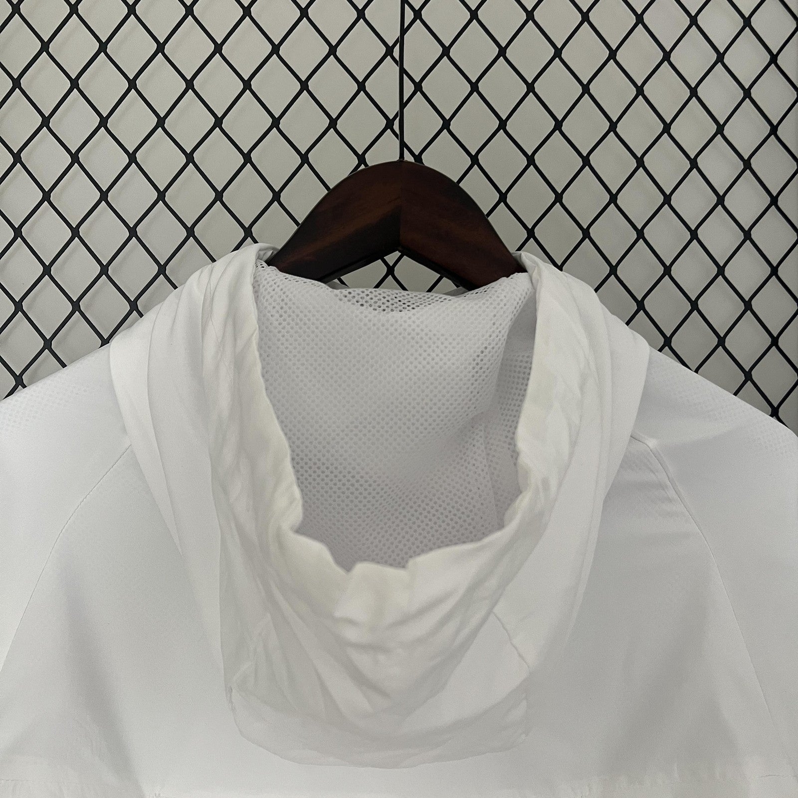 24 25 Corinthians Windbreaker White