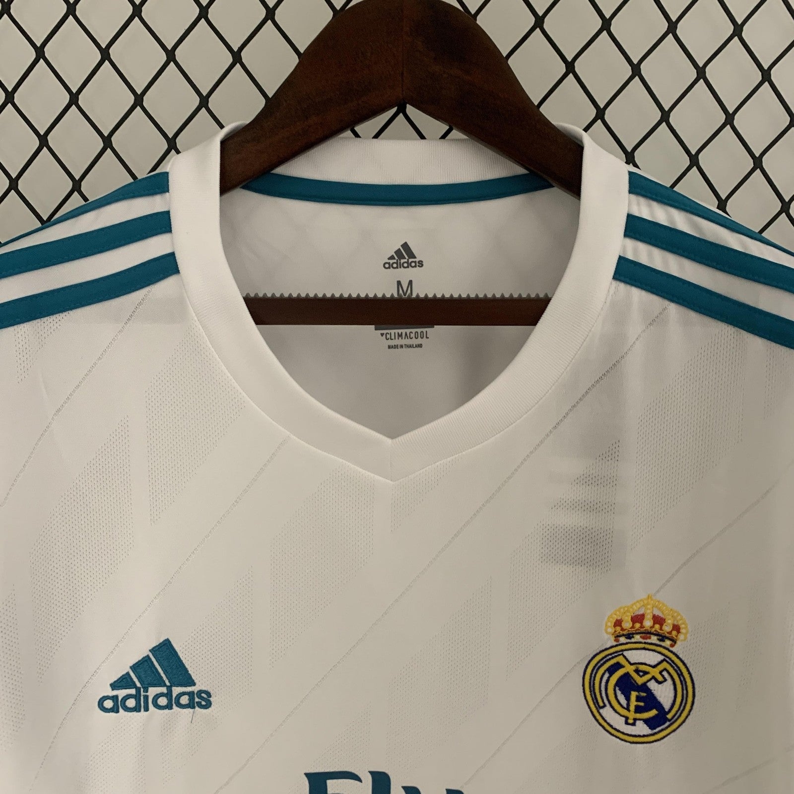 Retro Long Sleeve Real Madrid 17 18 Home