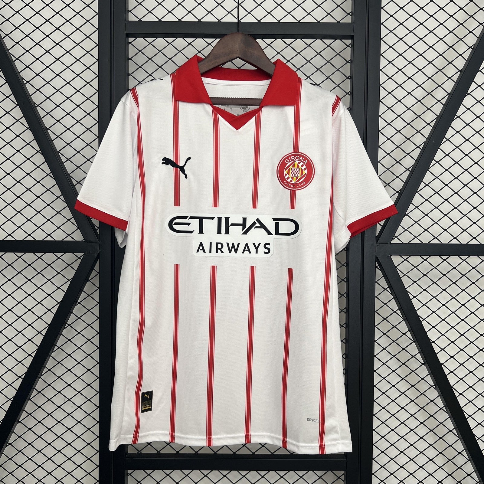 25 26 Girona Home