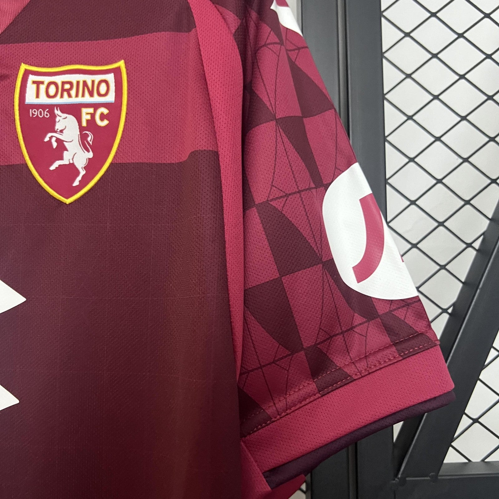24 25 Torino Home
