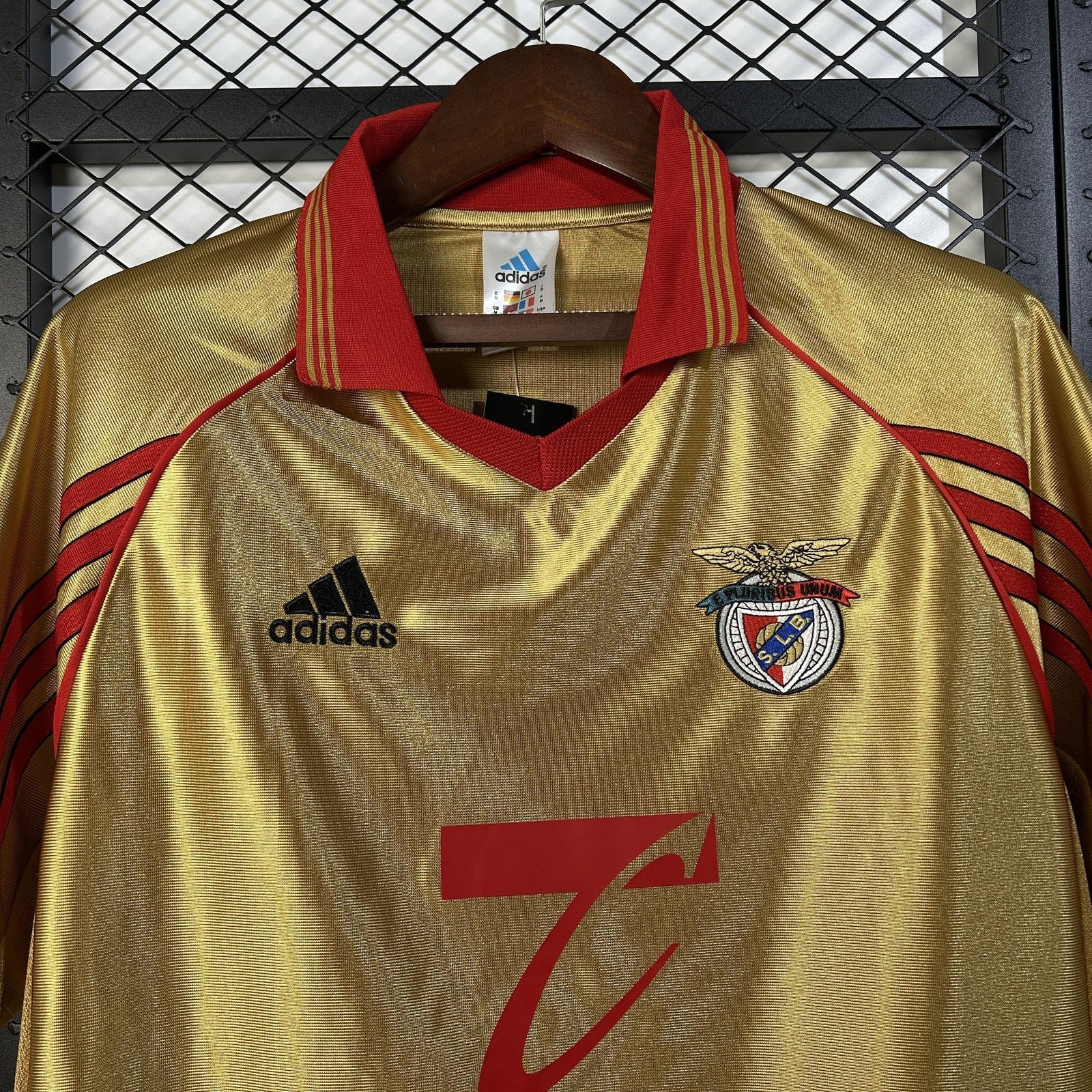 Retro 98 99 Benfica Away