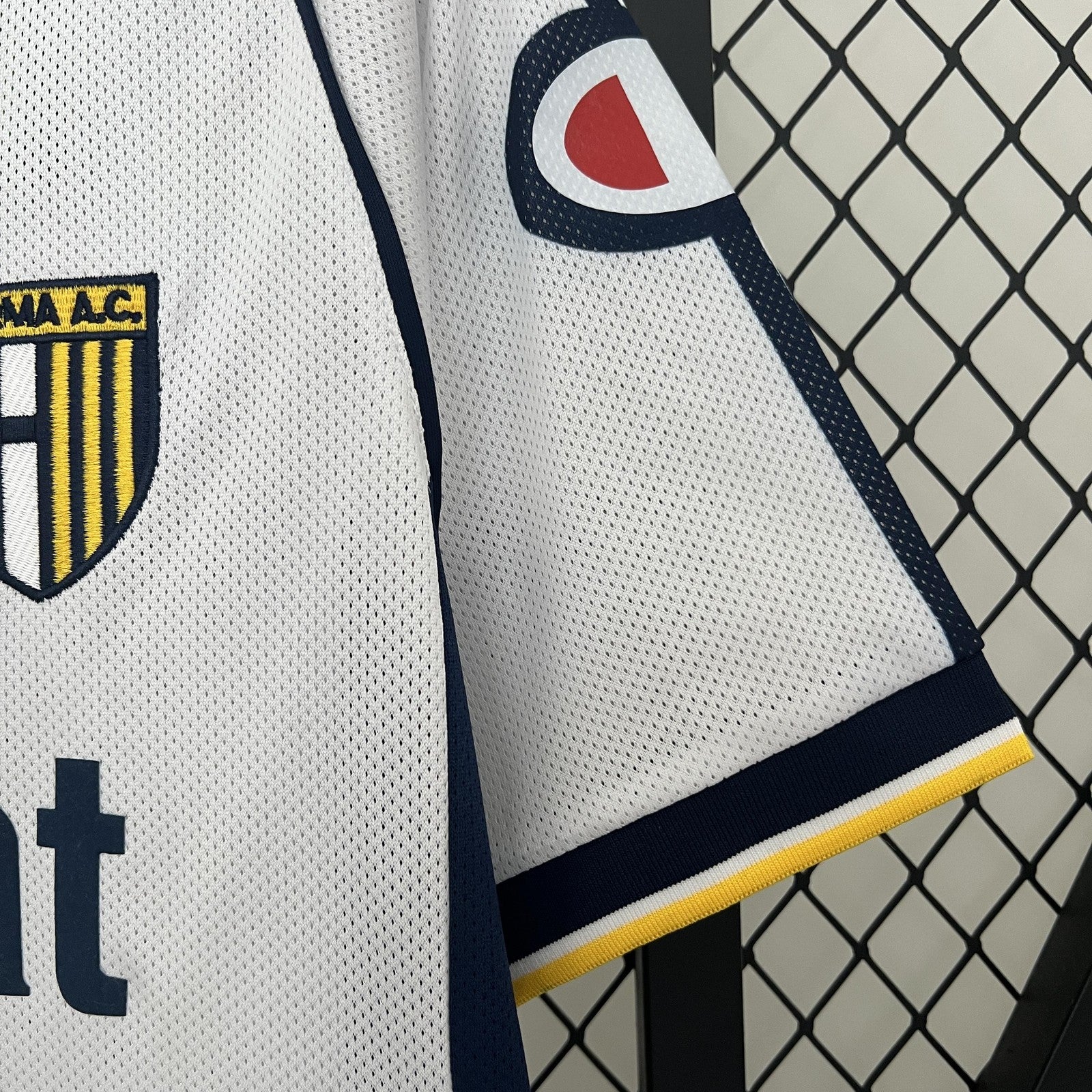 Retro Parma 03 04 Away