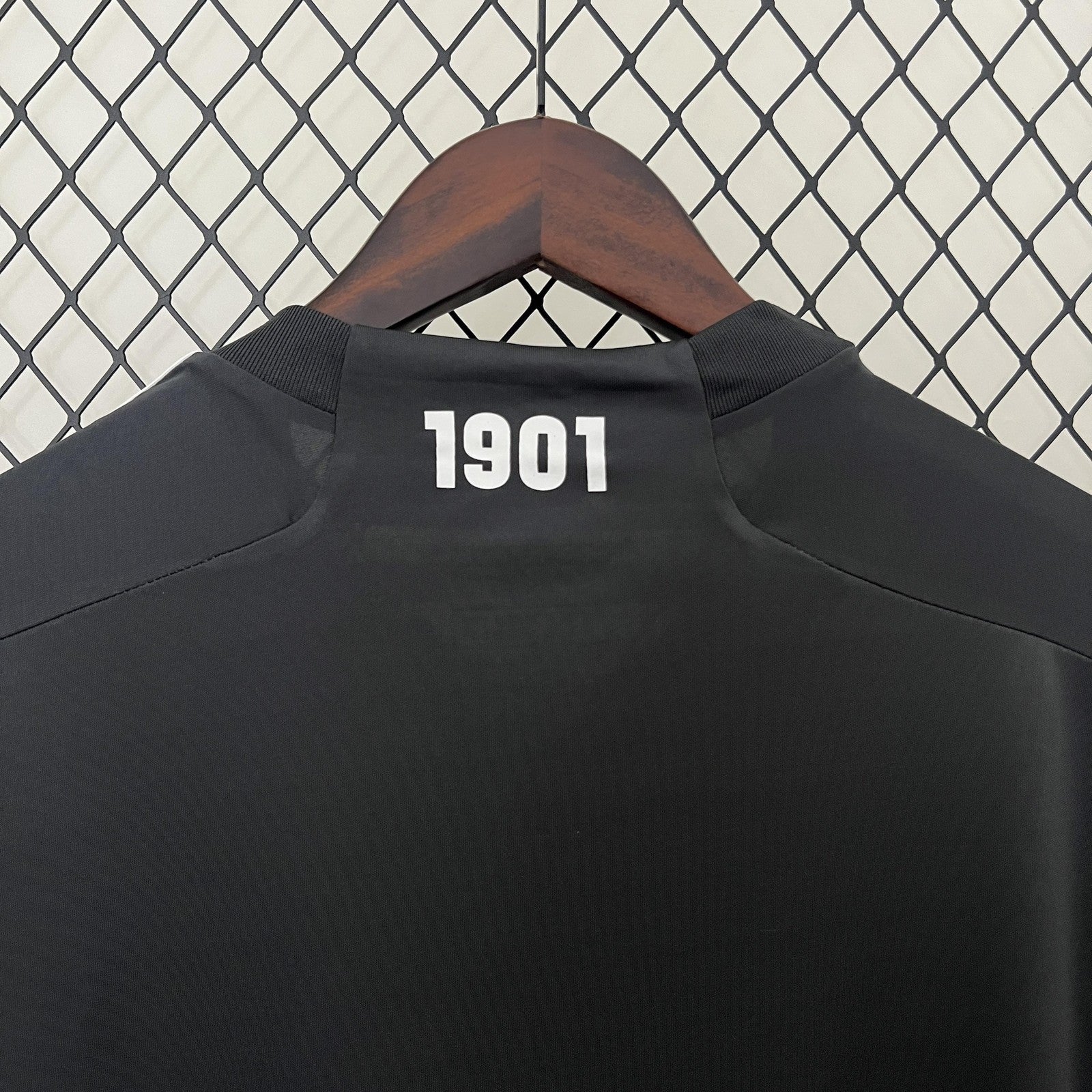 24 25 River Plate Third Away