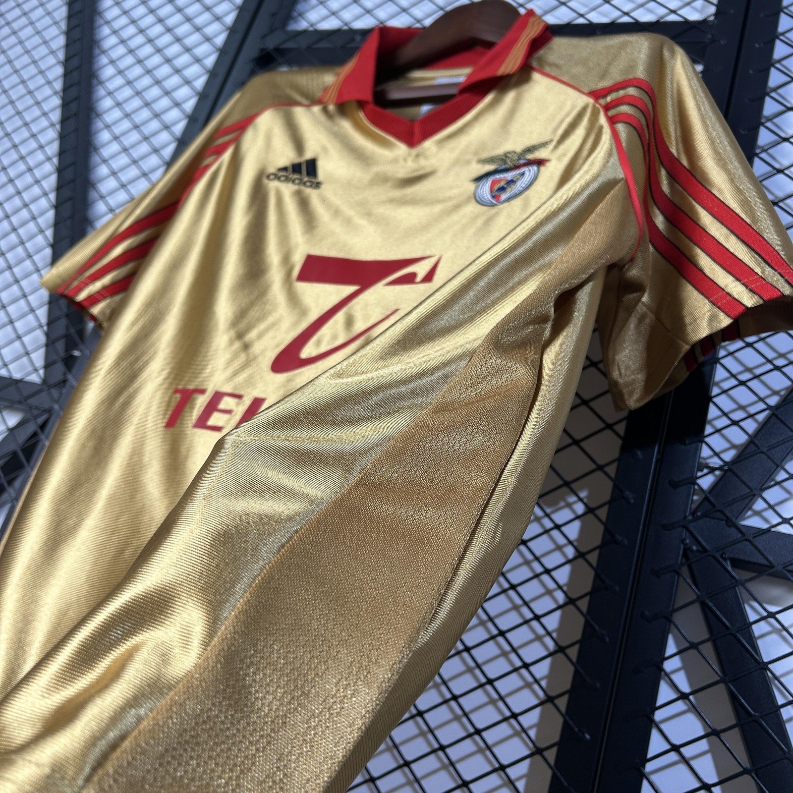 Retro 98 99 Benfica Away