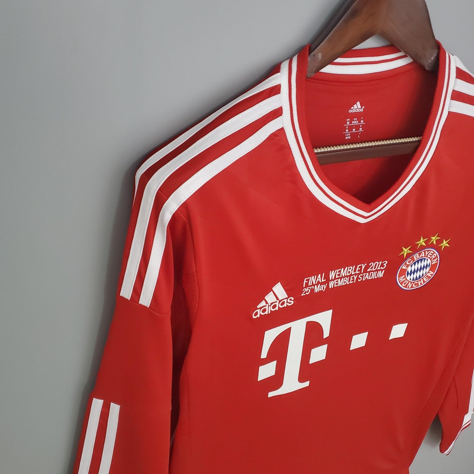 Retro Long Sleeve Bayern Munich Champions League Home