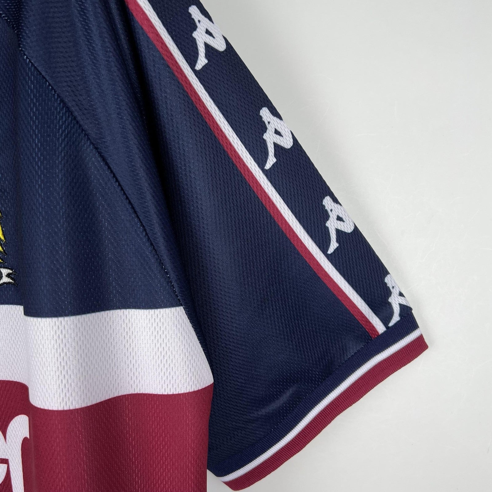 Retro Manchester City 97 98 Away