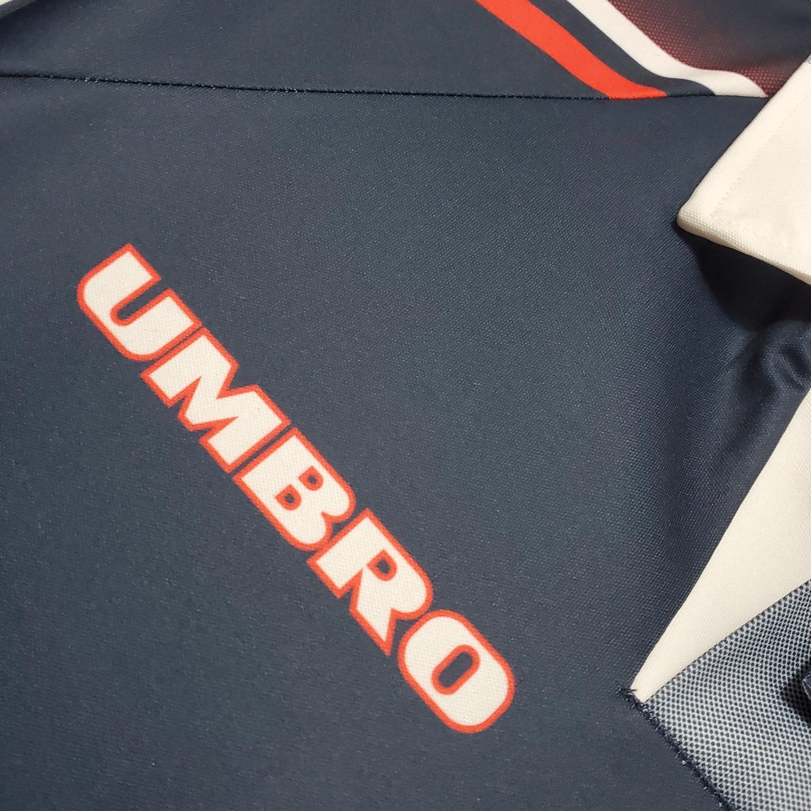 Retro Ajax 97 98 Away