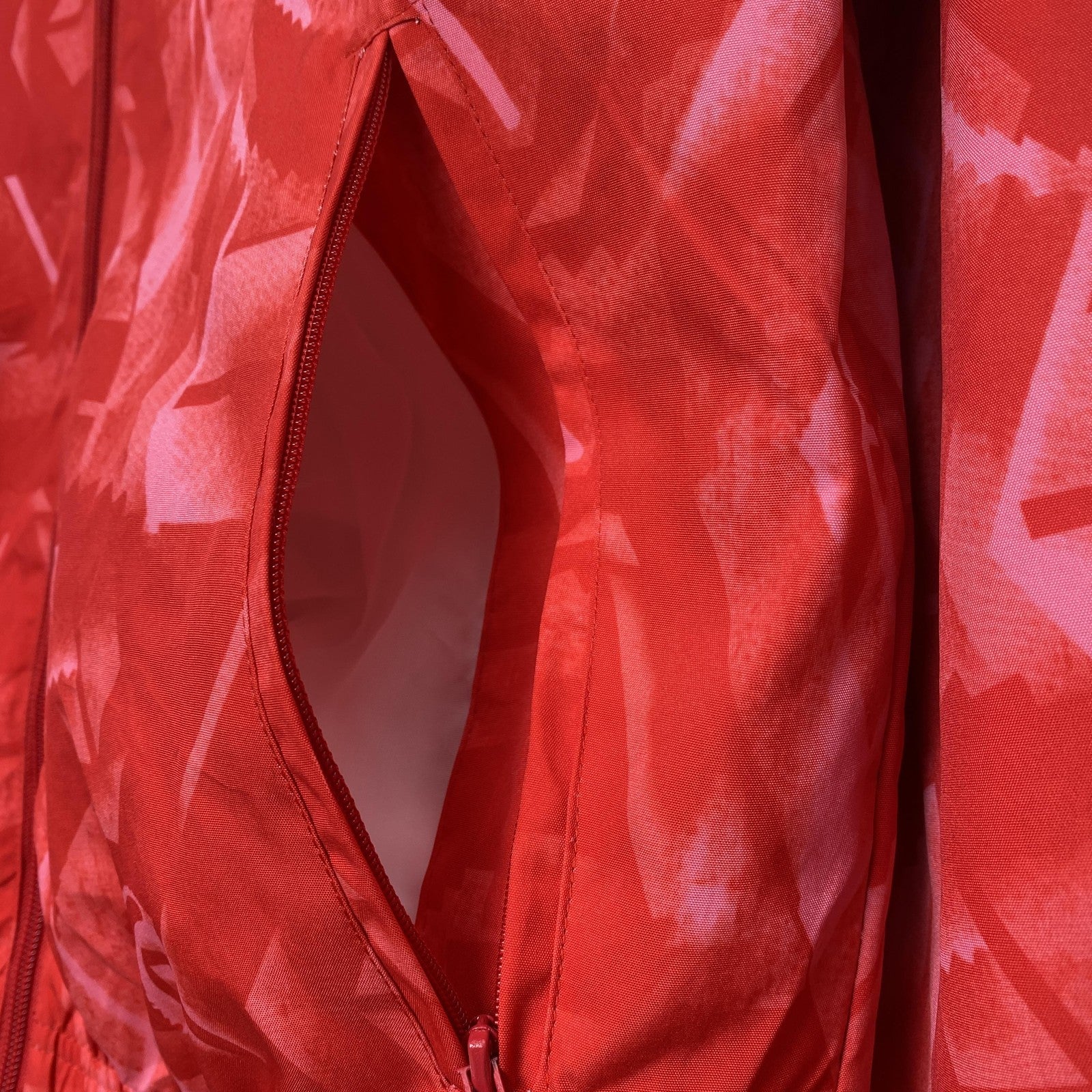 24 25 Tigers Windbreaker