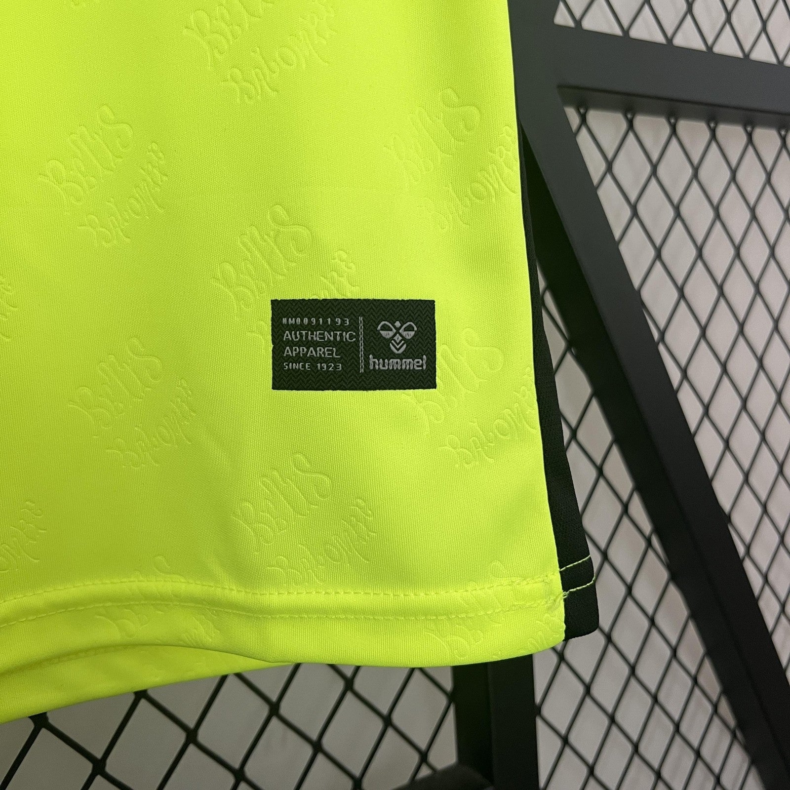 24 25 Real Betis Away