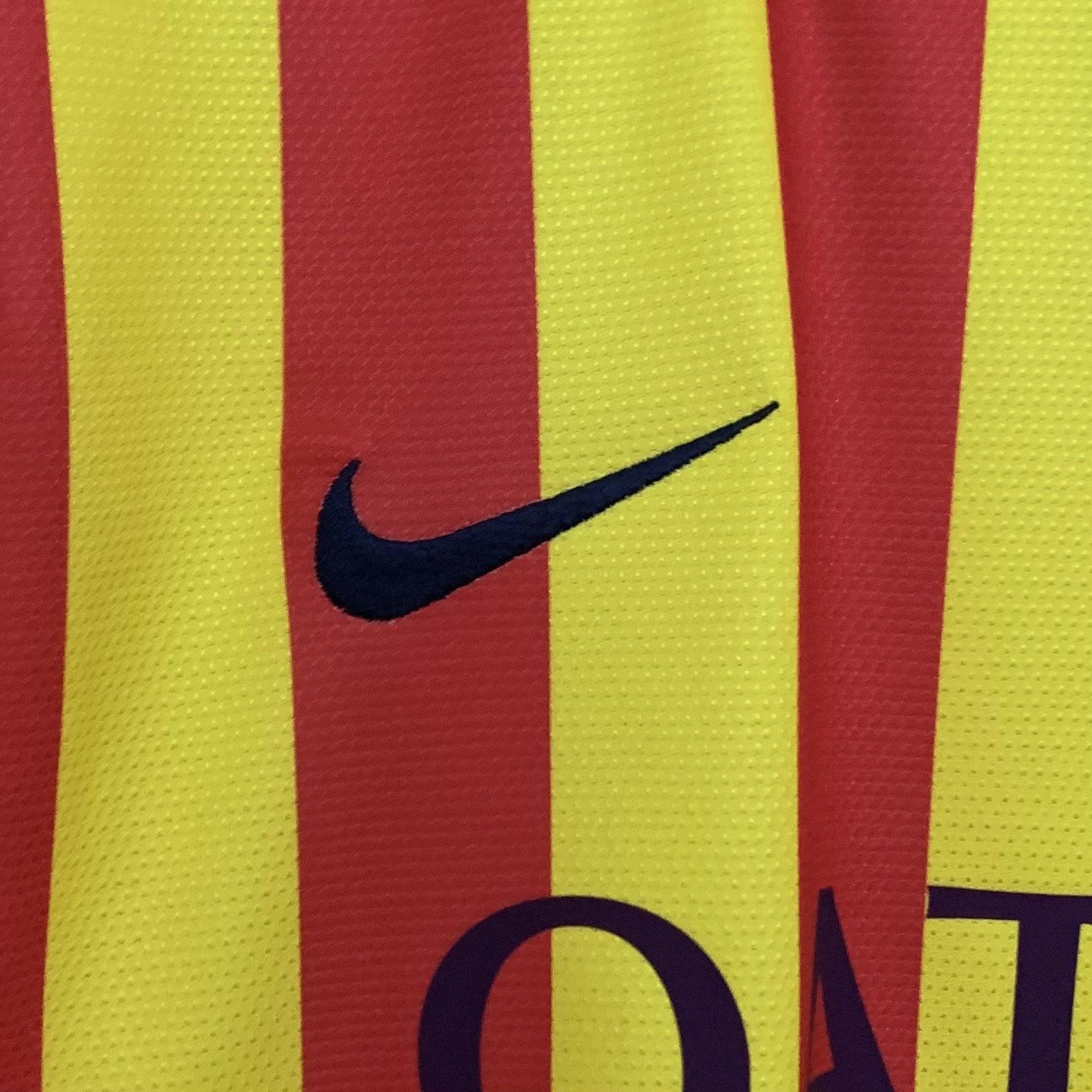 Retro Barcelona 13 14 Away