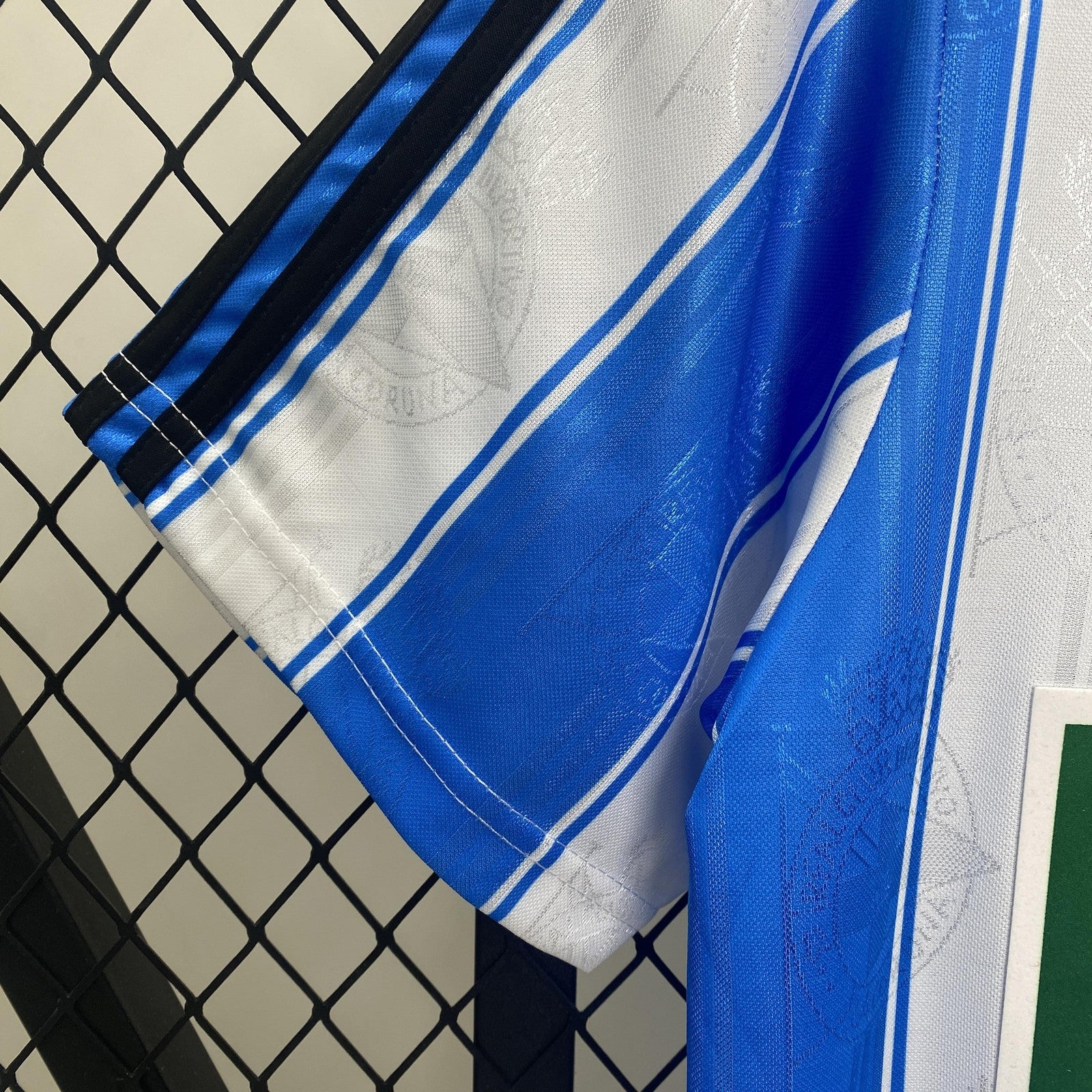 97 98 Deportivo La Coruna Home