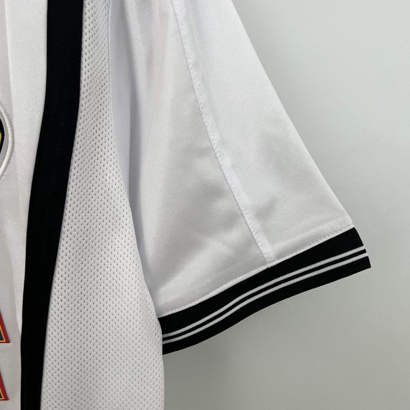 Retro Valencia 00 01 Home