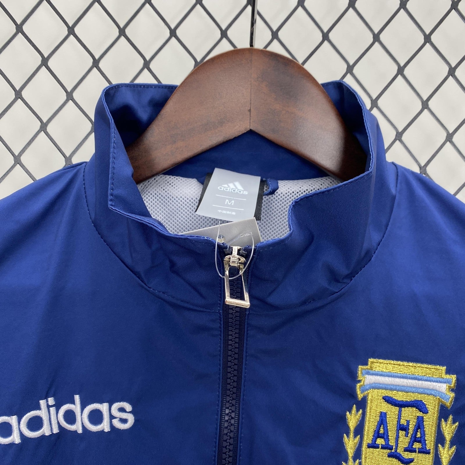 24 25 Argentina Windbreaker