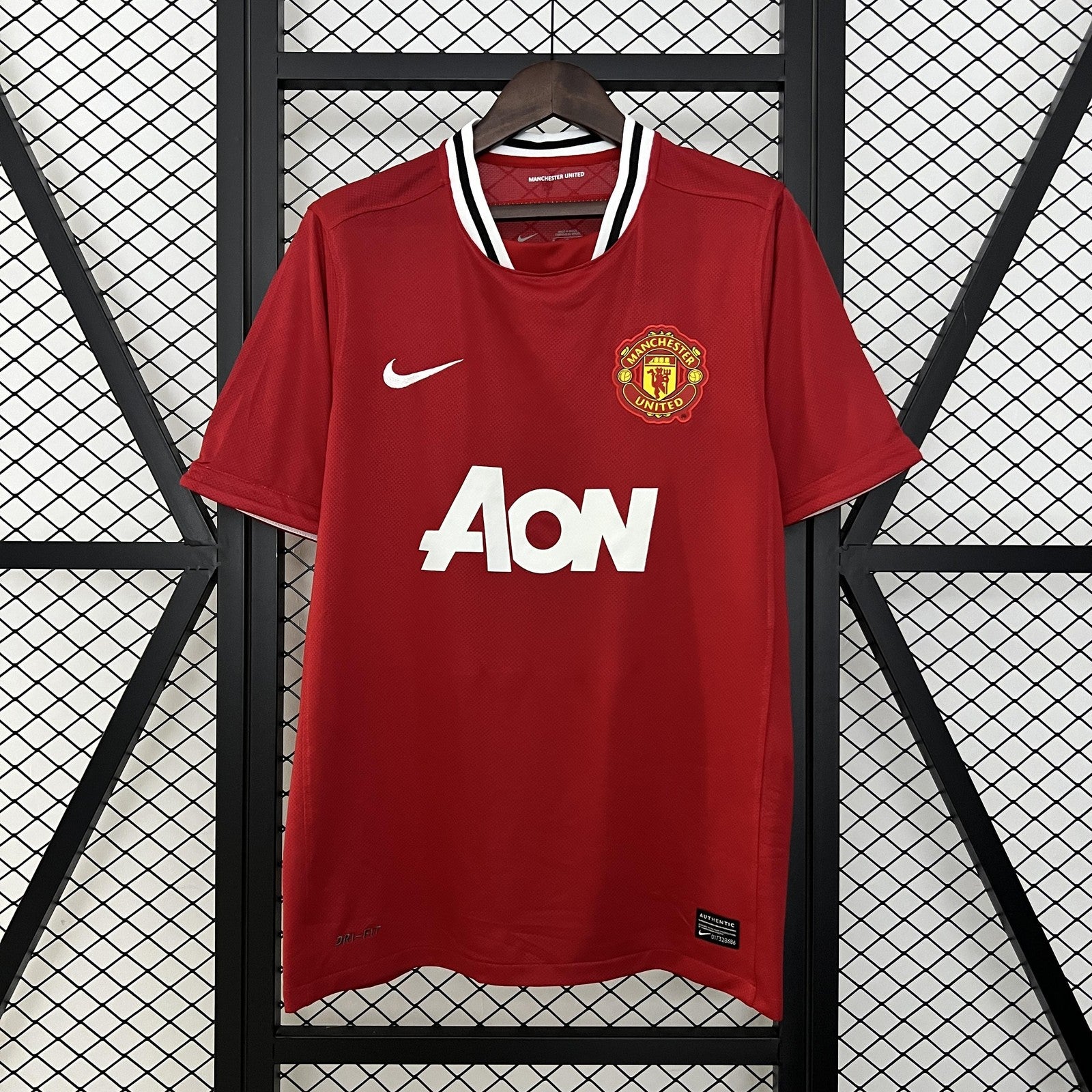 Retro M U 11 12 Home