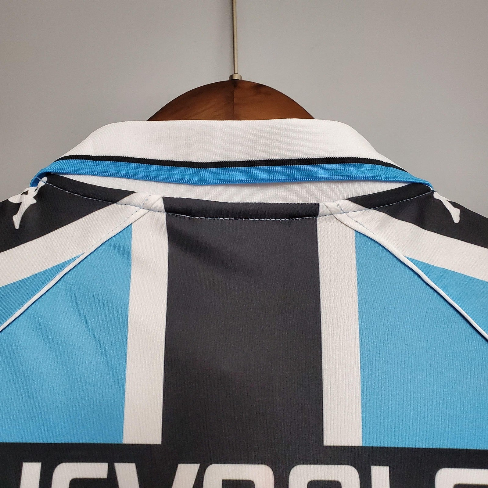 Retro Gremio 2000 Home