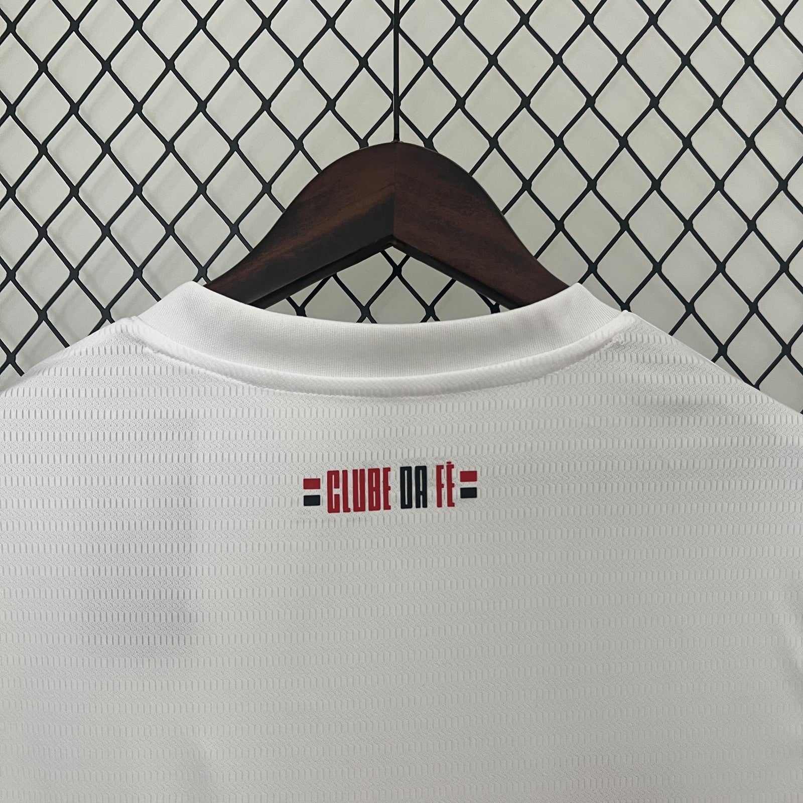 24 25 Vest Sao Paulo Home