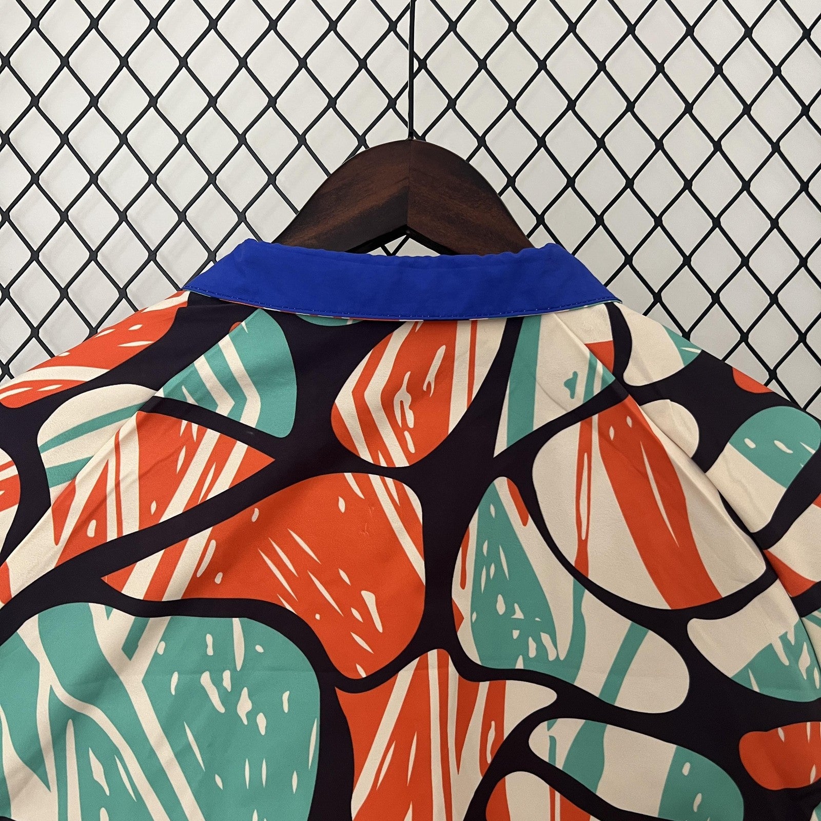 24 25 Arsenal Trench Coat Reversible 2