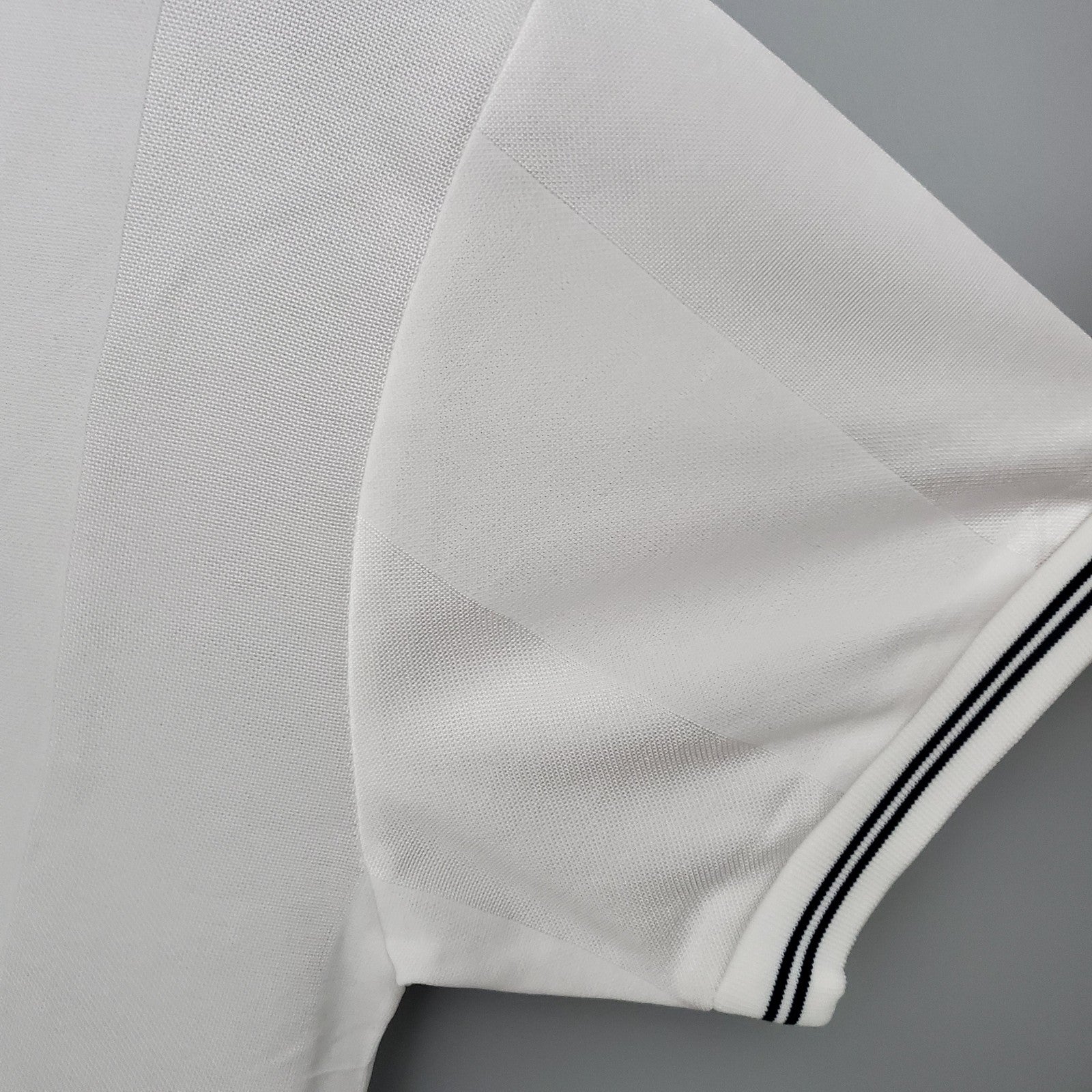 Retro Tottenham Home