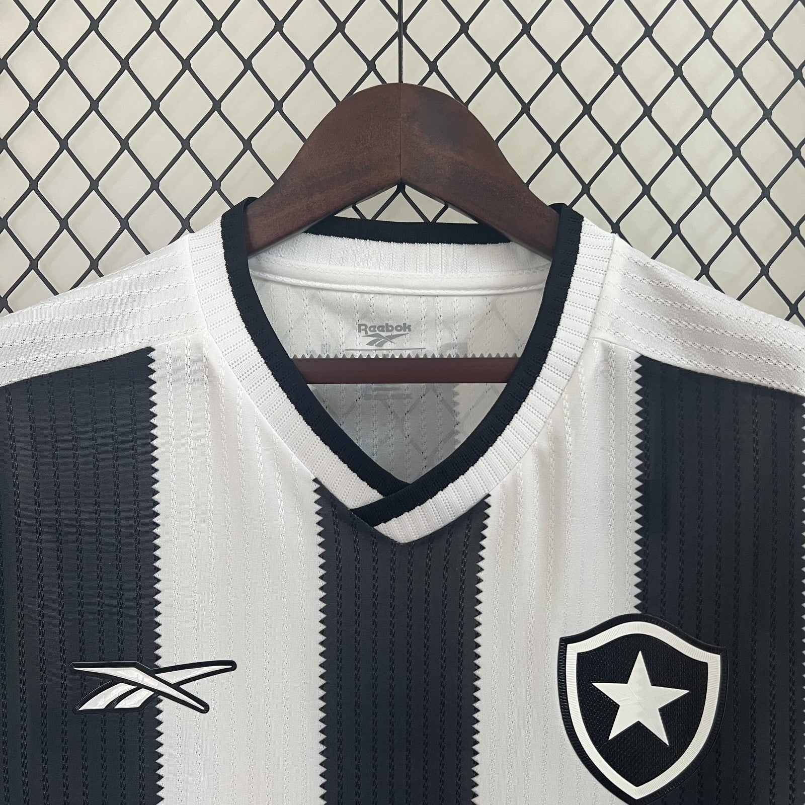 24 25 Botafogo Home All Sponsors