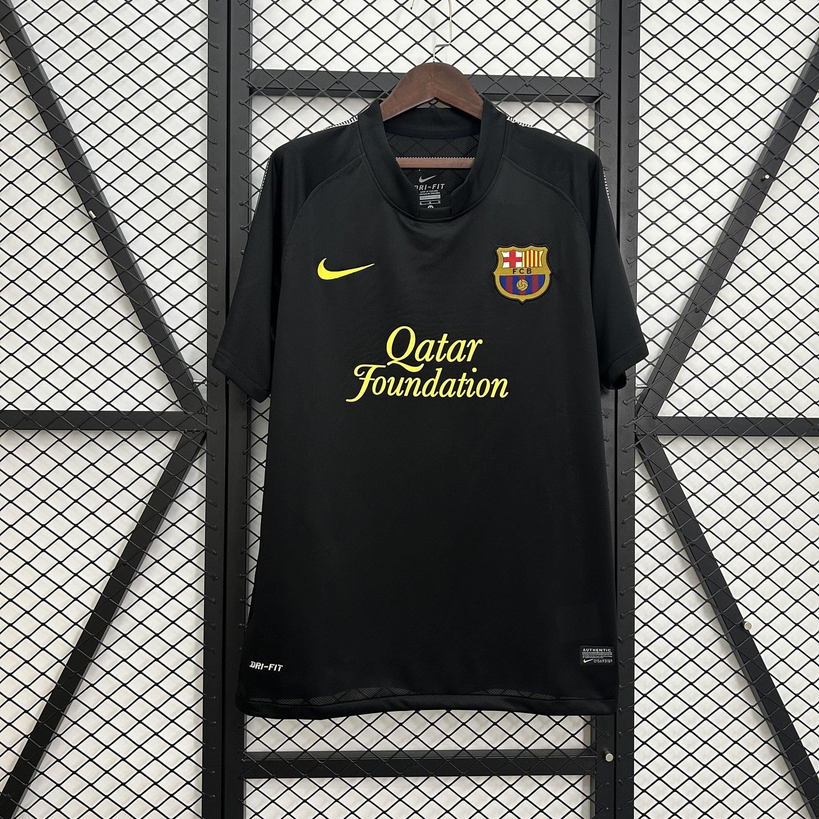 Retro Barcelona 11 12 Away