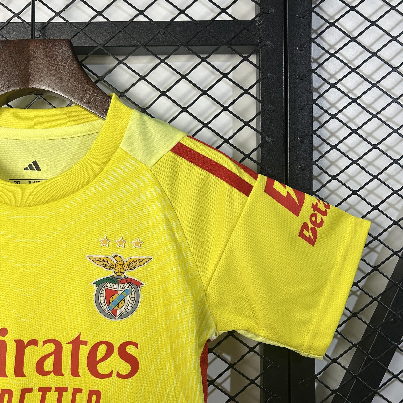 25 26 Kids Benfica Goalkeeper