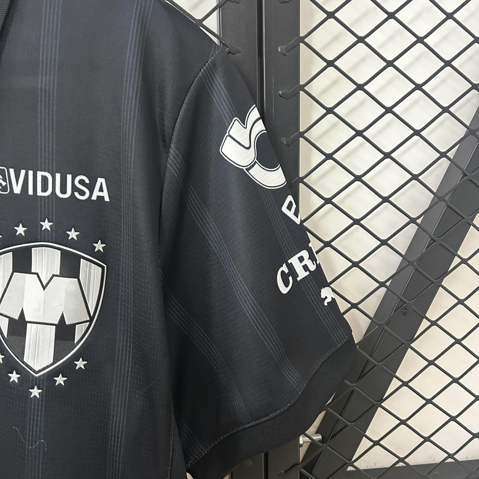 24 25 Monterey Third Away