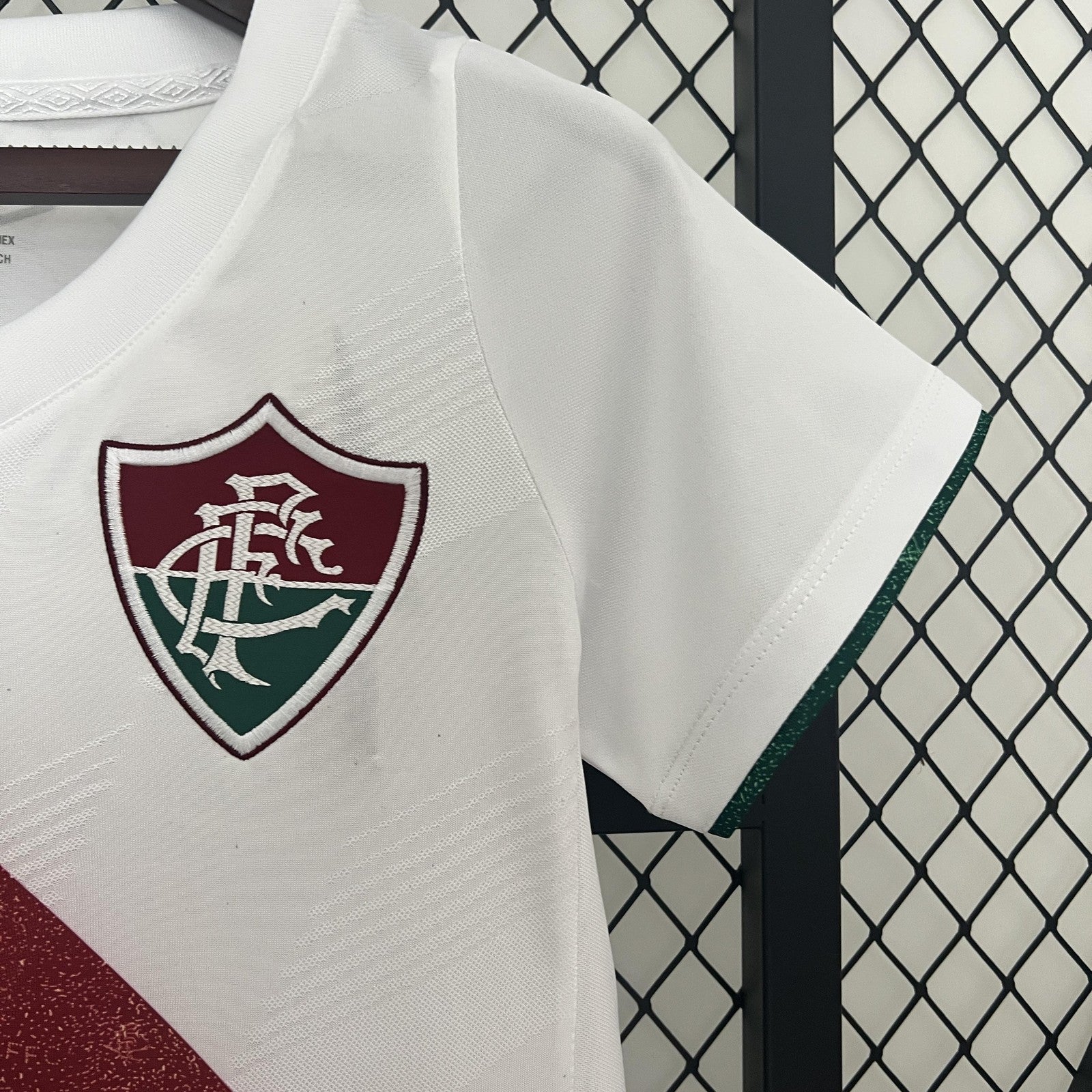24 25 Women Fluminense Away