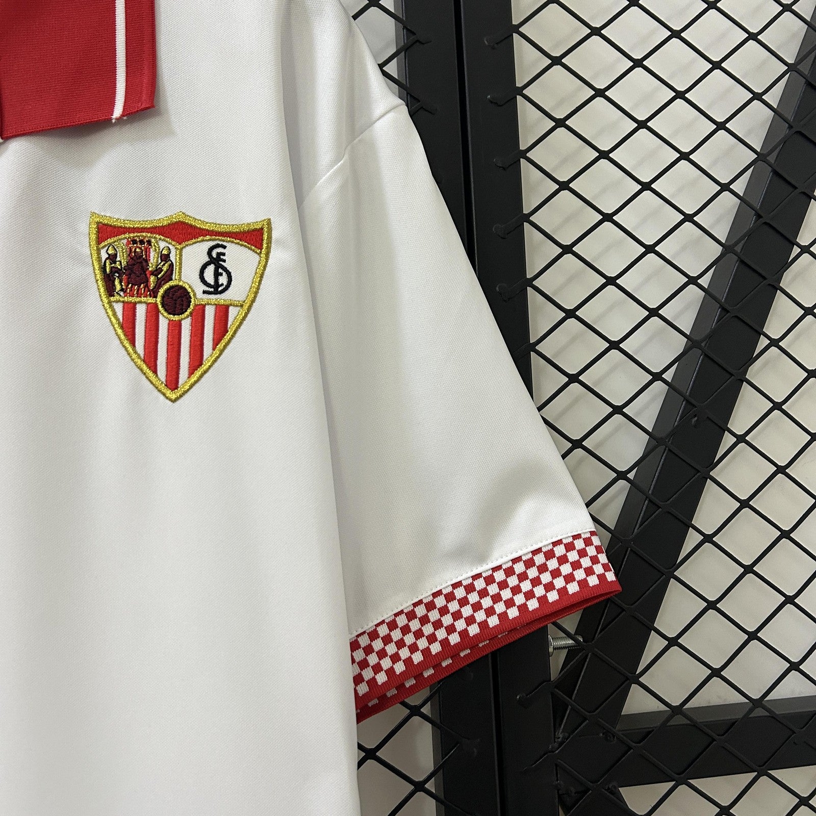 Retro Sevilla 12 13 Home