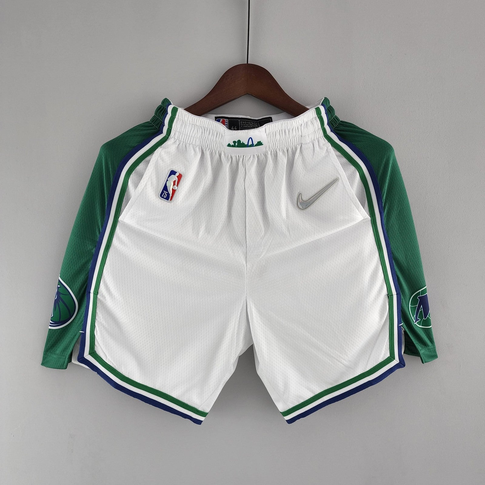 2022 Dallas Mavericks Urban Edition Nba Shorts White Green Trim