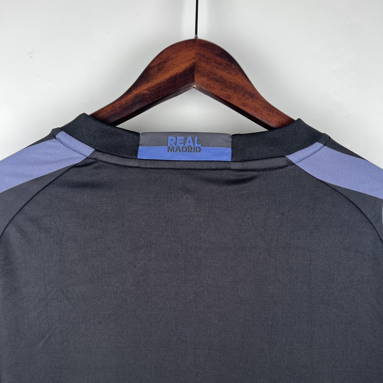 Retro Real Madrid 16 17 Third Away