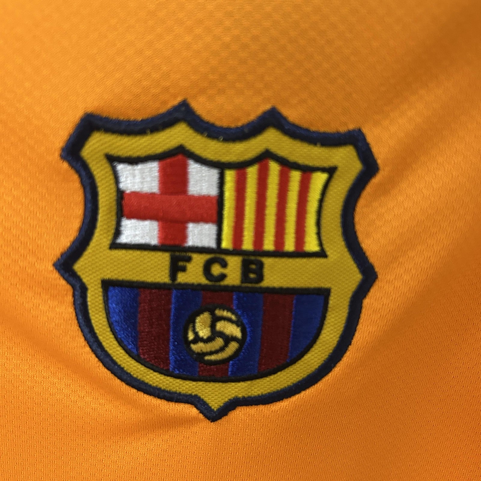 Retro Barcelona 06 07 Away