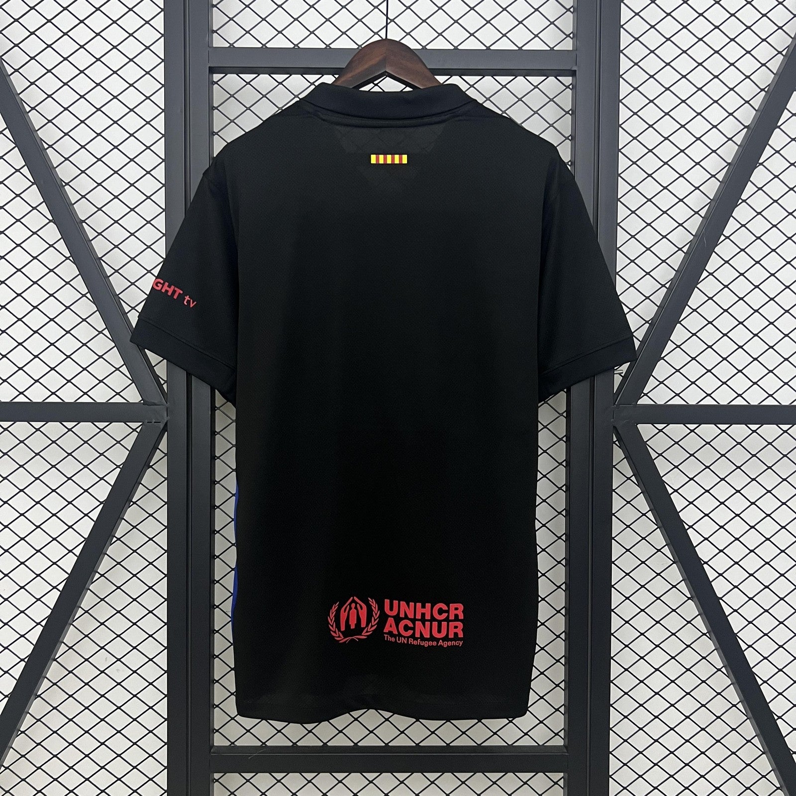 25 26 Barcelona Away