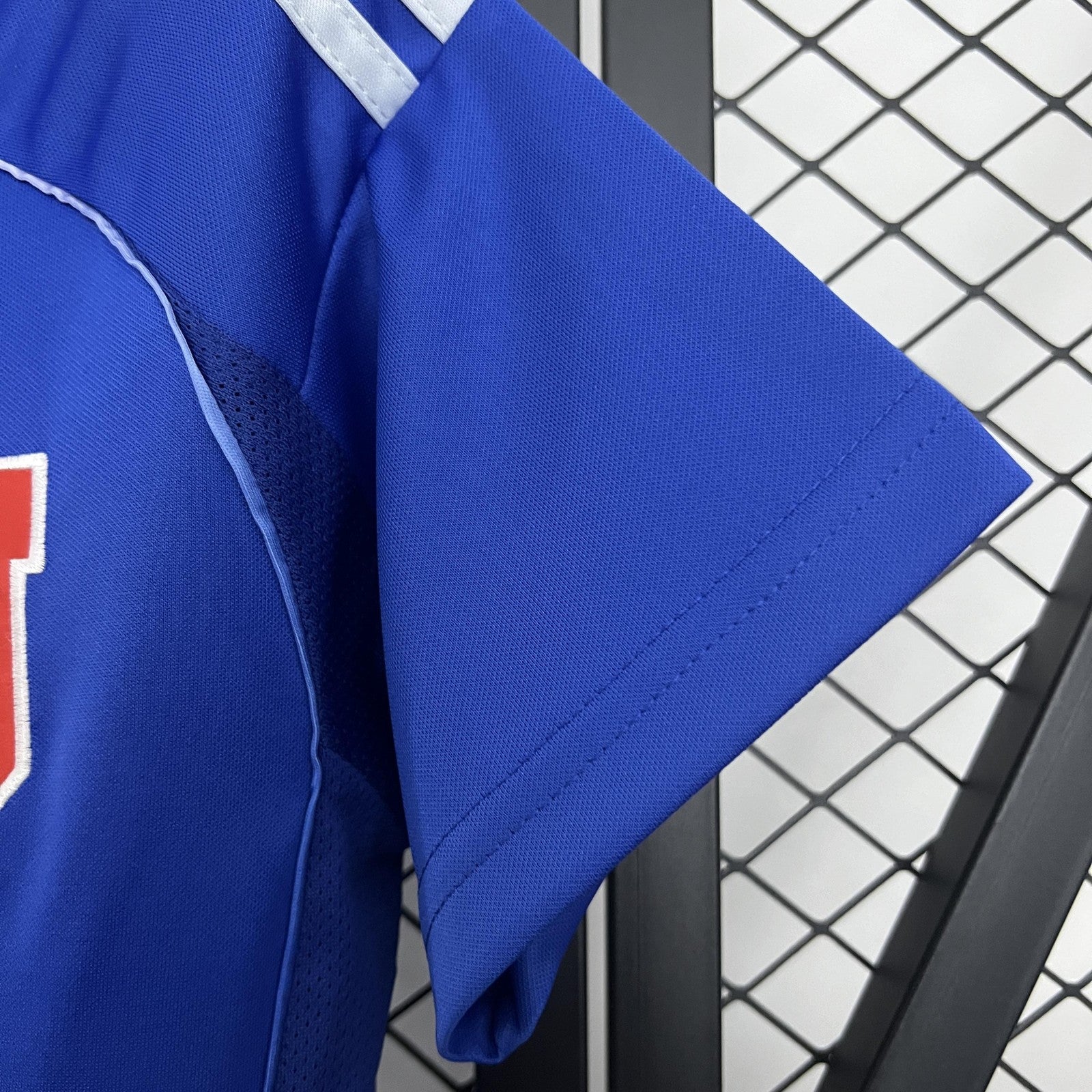 25 26 Women University of Chile Home